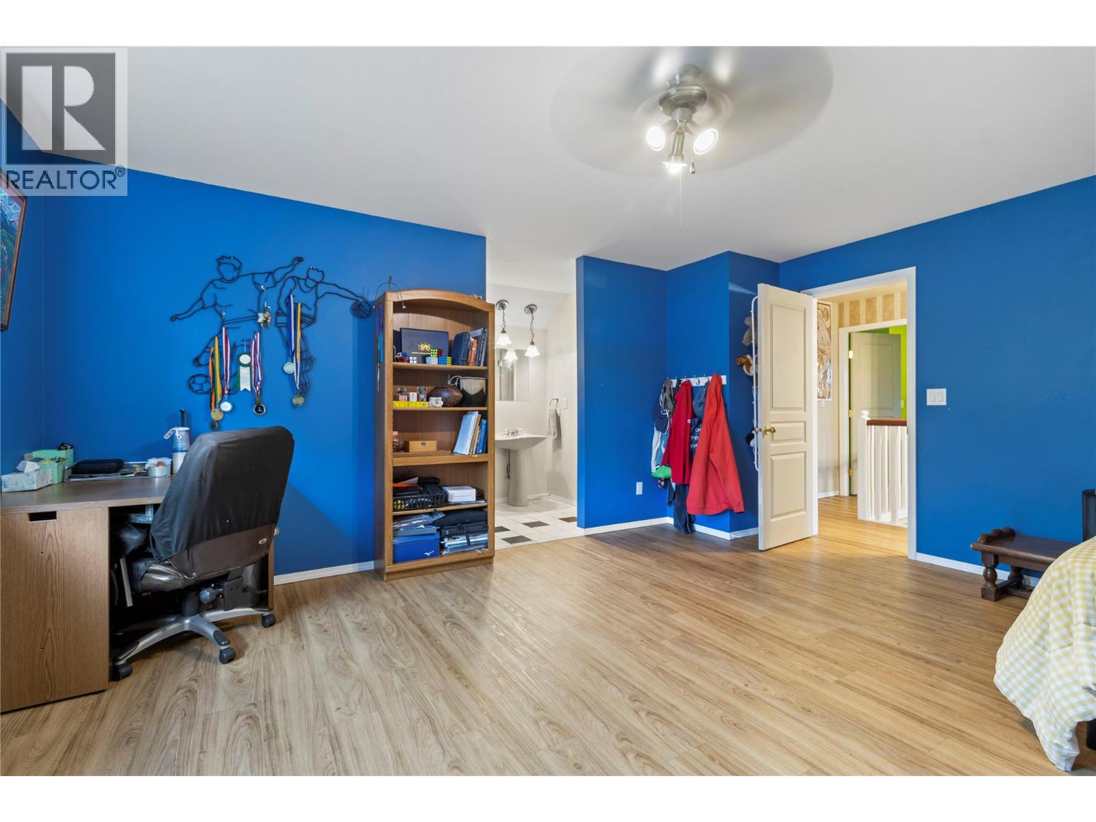2500 4th Avenue Se, Salmon Arm, British Columbia  V1E 1K7 - Photo 40 - 10378531