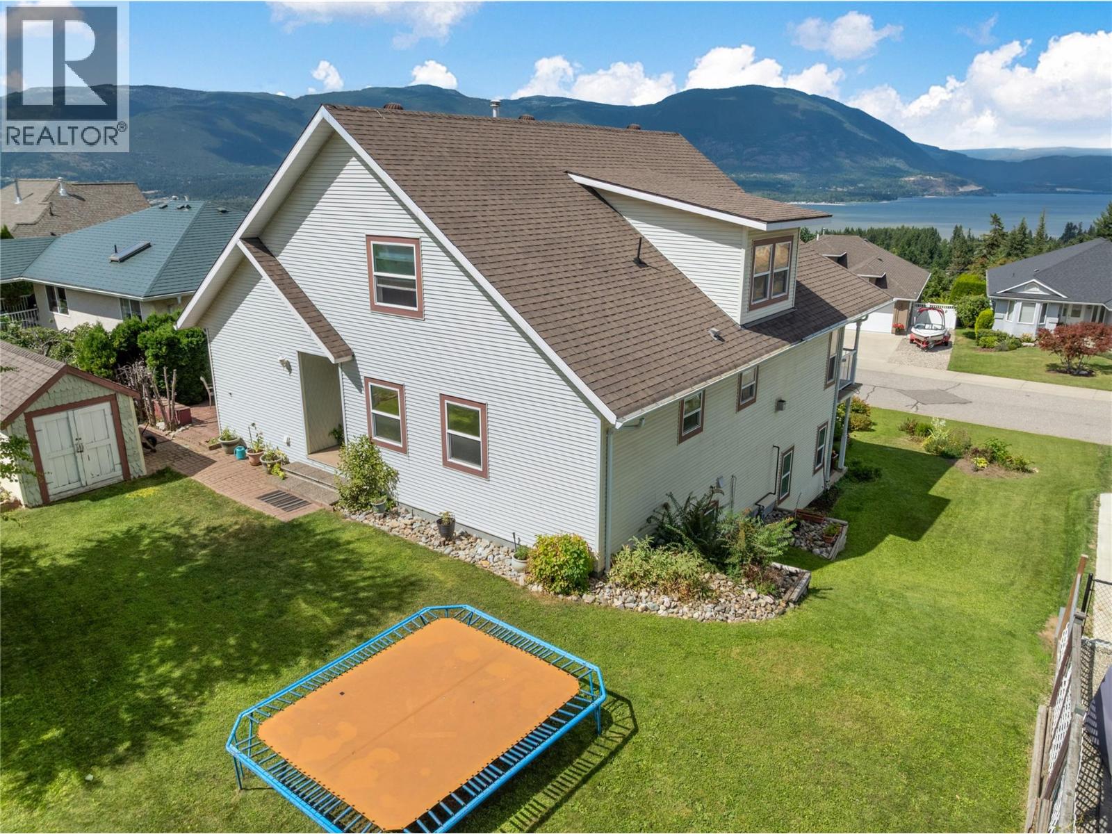 2500 4th Avenue Se, Salmon Arm, British Columbia  V1E 1K7 - Photo 64 - 10378531