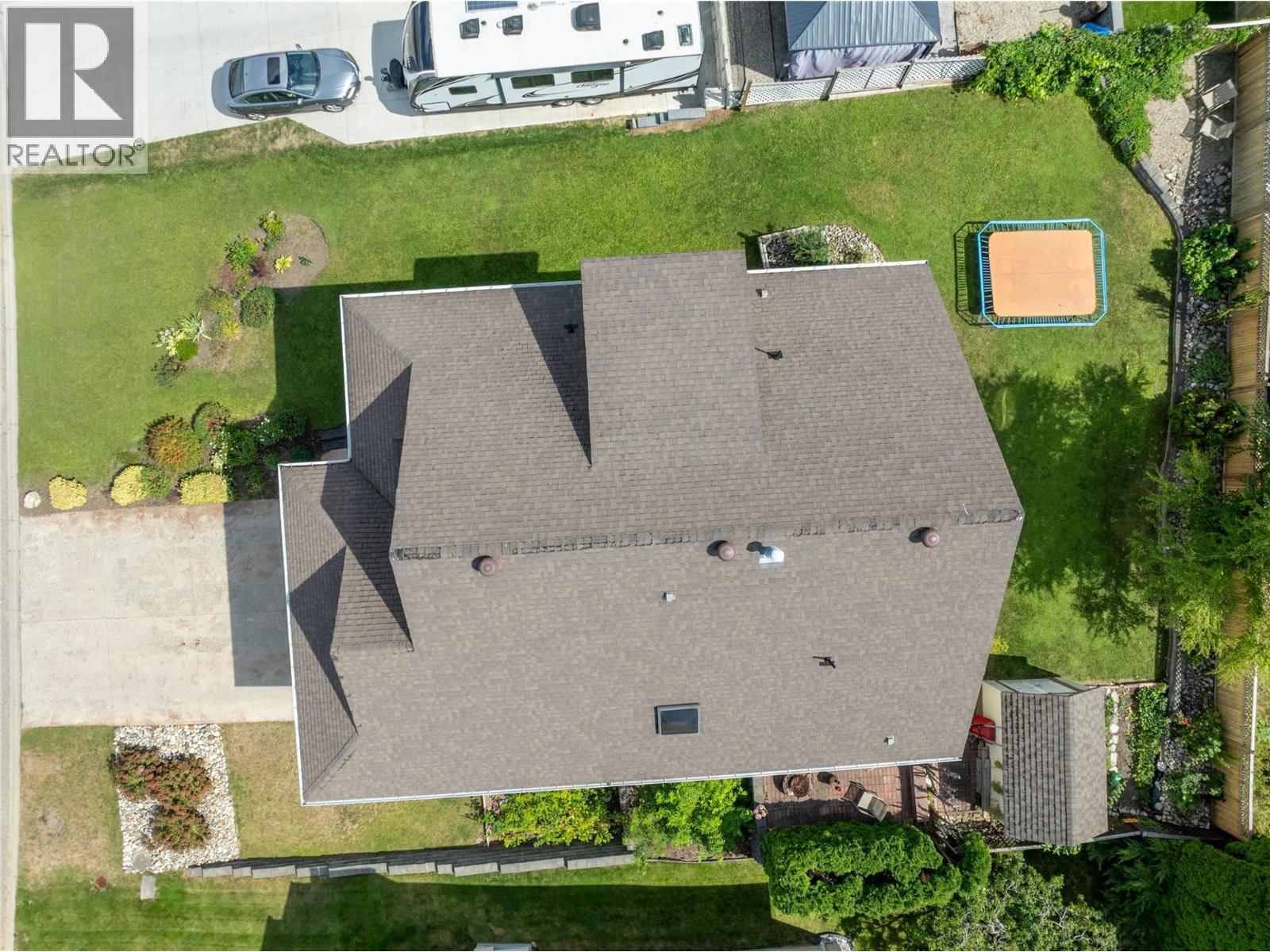 2500 4th Avenue Se, Salmon Arm, British Columbia  V1E 1K7 - Photo 67 - 10378531