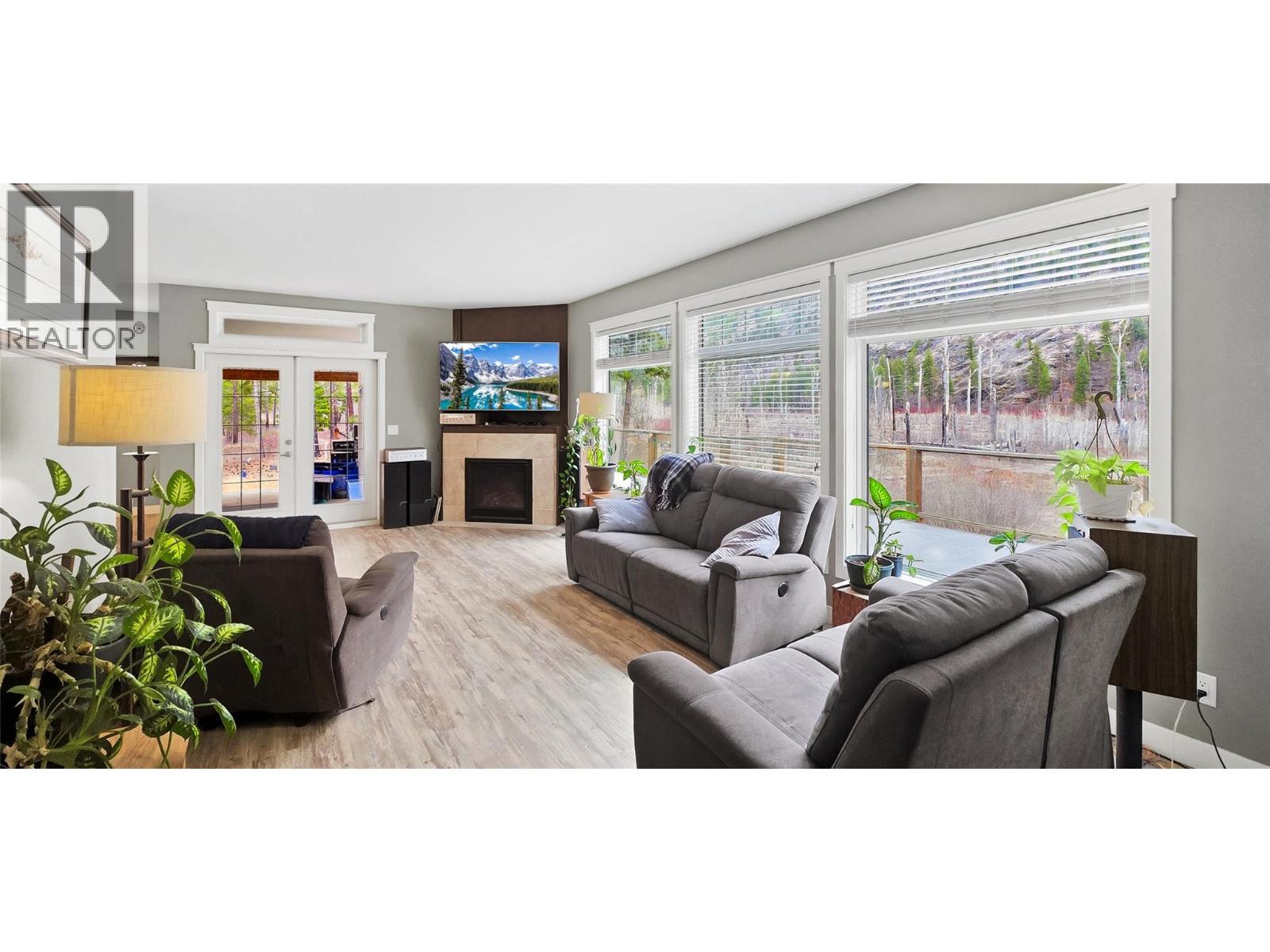 2910 Christian Valley Road, Westbridge, British Columbia  V0H 1Y0 - Photo 10 - 10379374