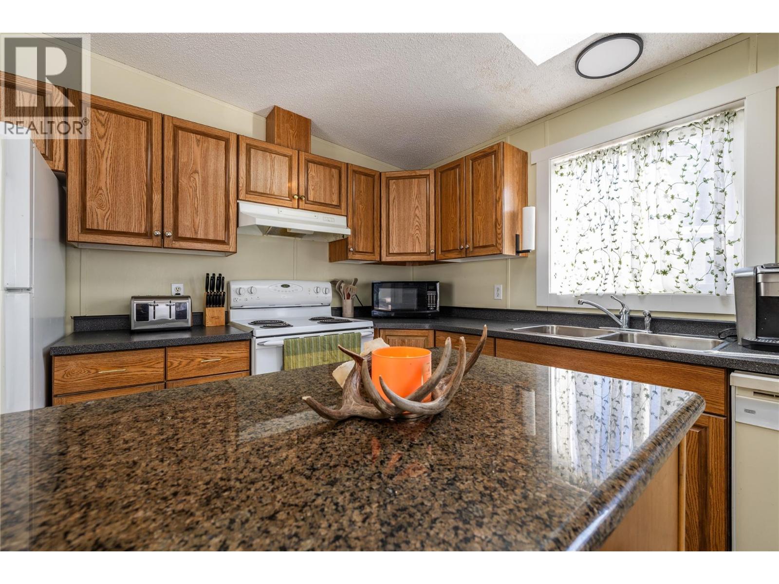 1555 Howe Road Unit# 77, Kamloops, British Columbia  V1S 1Y4 - Photo 14 - 10378735