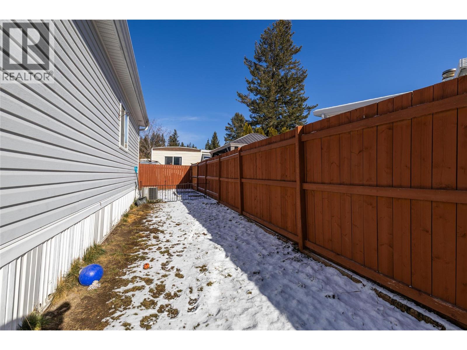 1555 Howe Road Unit# 77, Kamloops, British Columbia  V1S 1Y4 - Photo 8 - 10378735