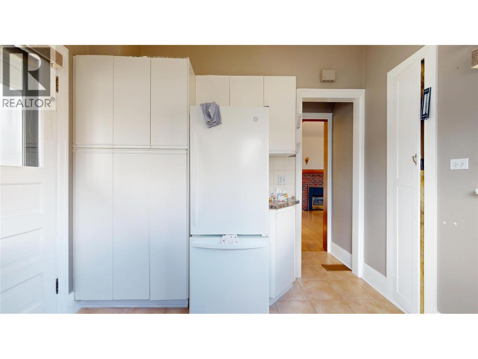 331 10th Avenue S, Cranbrook, British Columbia  V1C 2N5 - Photo 15 - 10378865
