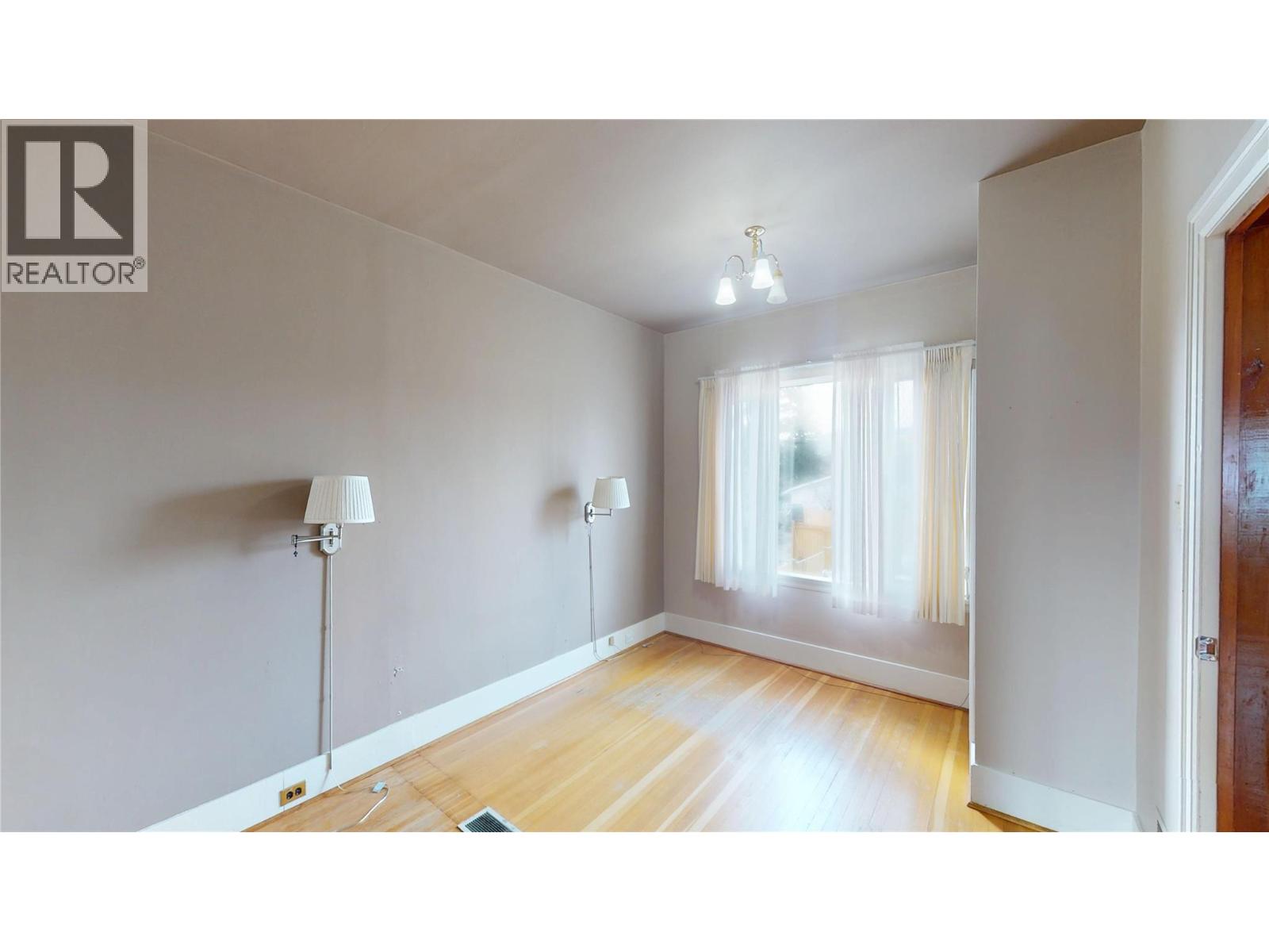331 10th Avenue S, Cranbrook, British Columbia  V1C 2N5 - Photo 18 - 10378865