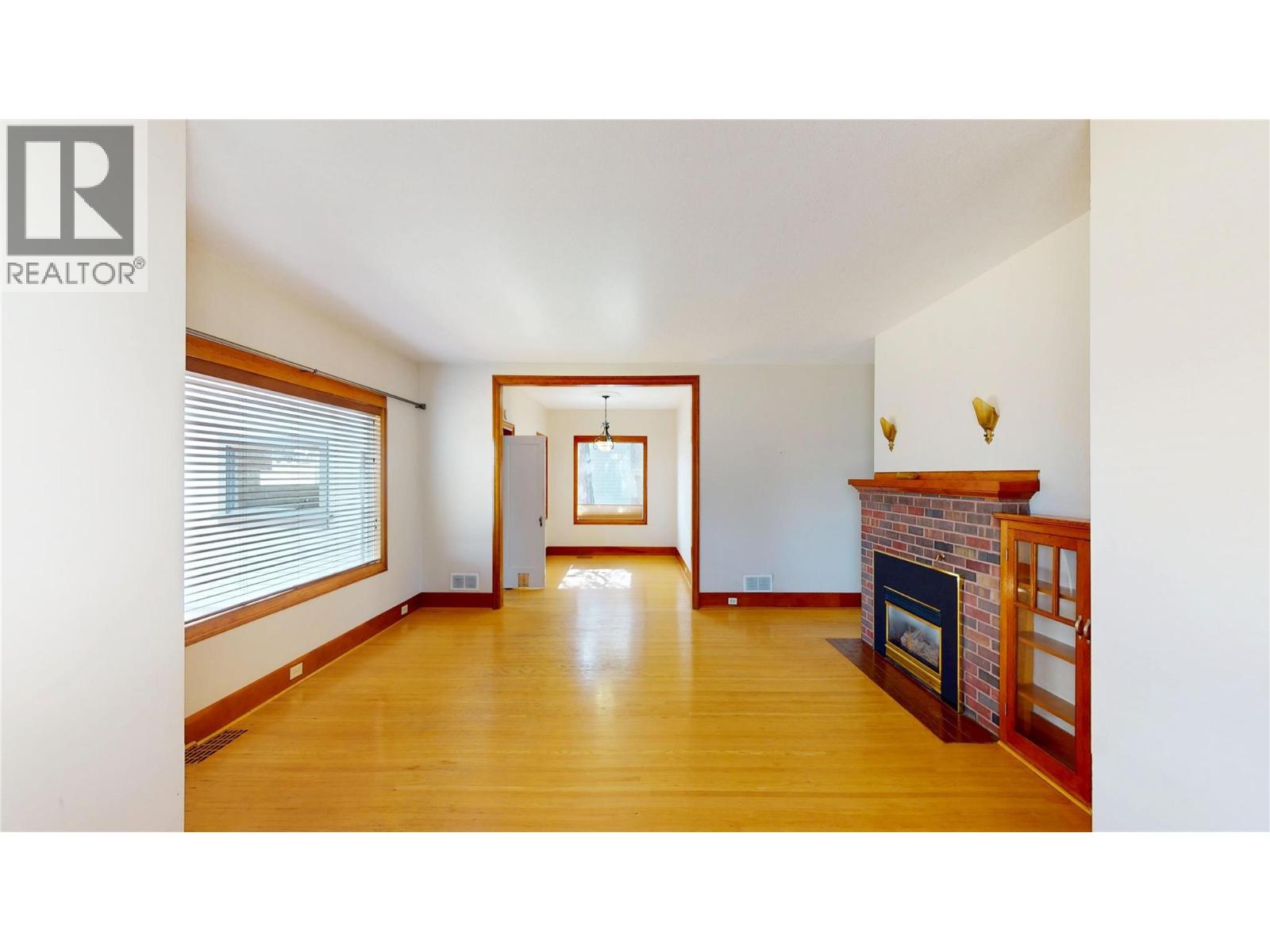 331 10th Avenue S, Cranbrook, British Columbia  V1C 2N5 - Photo 6 - 10378865