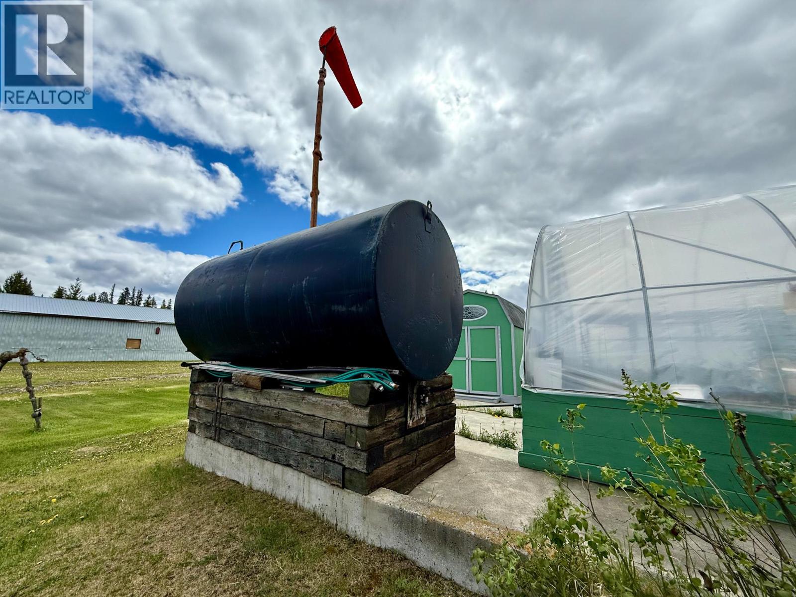9736 97 Cariboo Highway, Clinton, British Columbia  V0K 1K0 - Photo 34 - 10379420