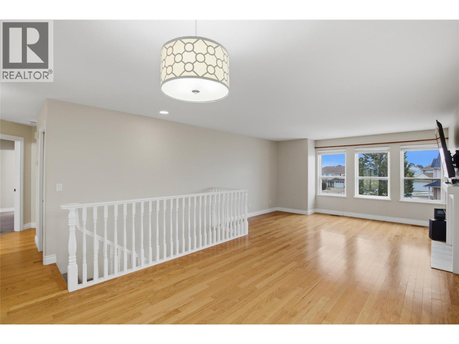1938 Manning Court, Kamloops, British Columbia  V2E 2R8 - Photo 29 - 10379412