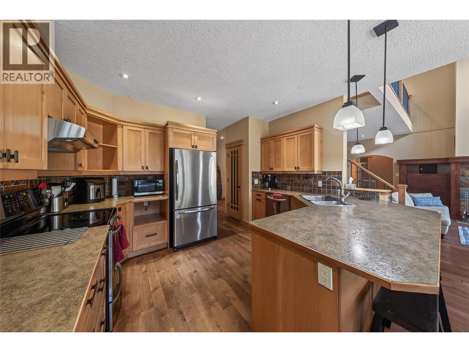 6880 Columbia Ridge Drive, Fairmont Hot Springs, British Columbia  V0B 1L2 - Photo 14 - 10379405