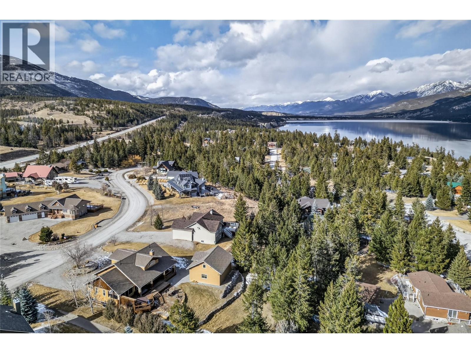 6880 Columbia Ridge Drive, Fairmont Hot Springs, British Columbia  V0B 1L2 - Photo 48 - 10379405