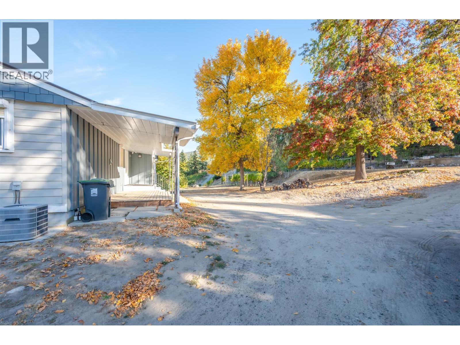 2864 Arawana Road, Naramata, British Columbia  V0H 1N1 - Photo 29 - 10379428