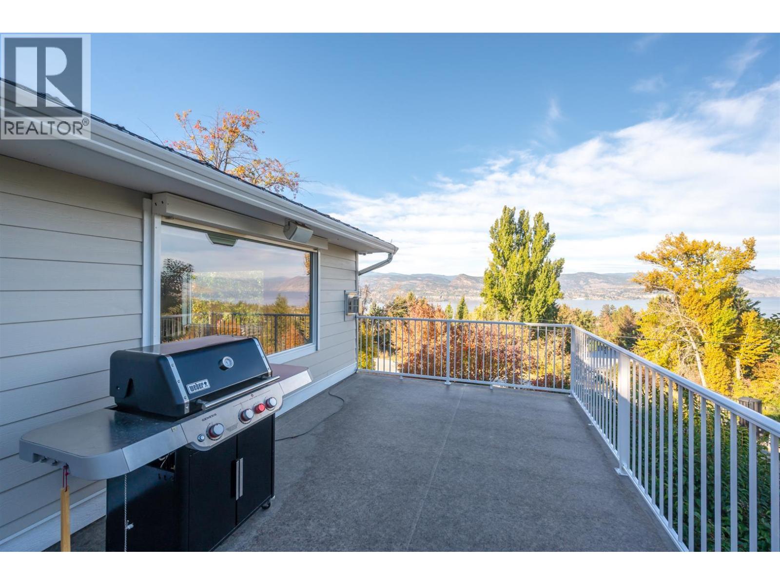 2864 Arawana Road, Naramata, British Columbia  V0H 1N1 - Photo 34 - 10379428