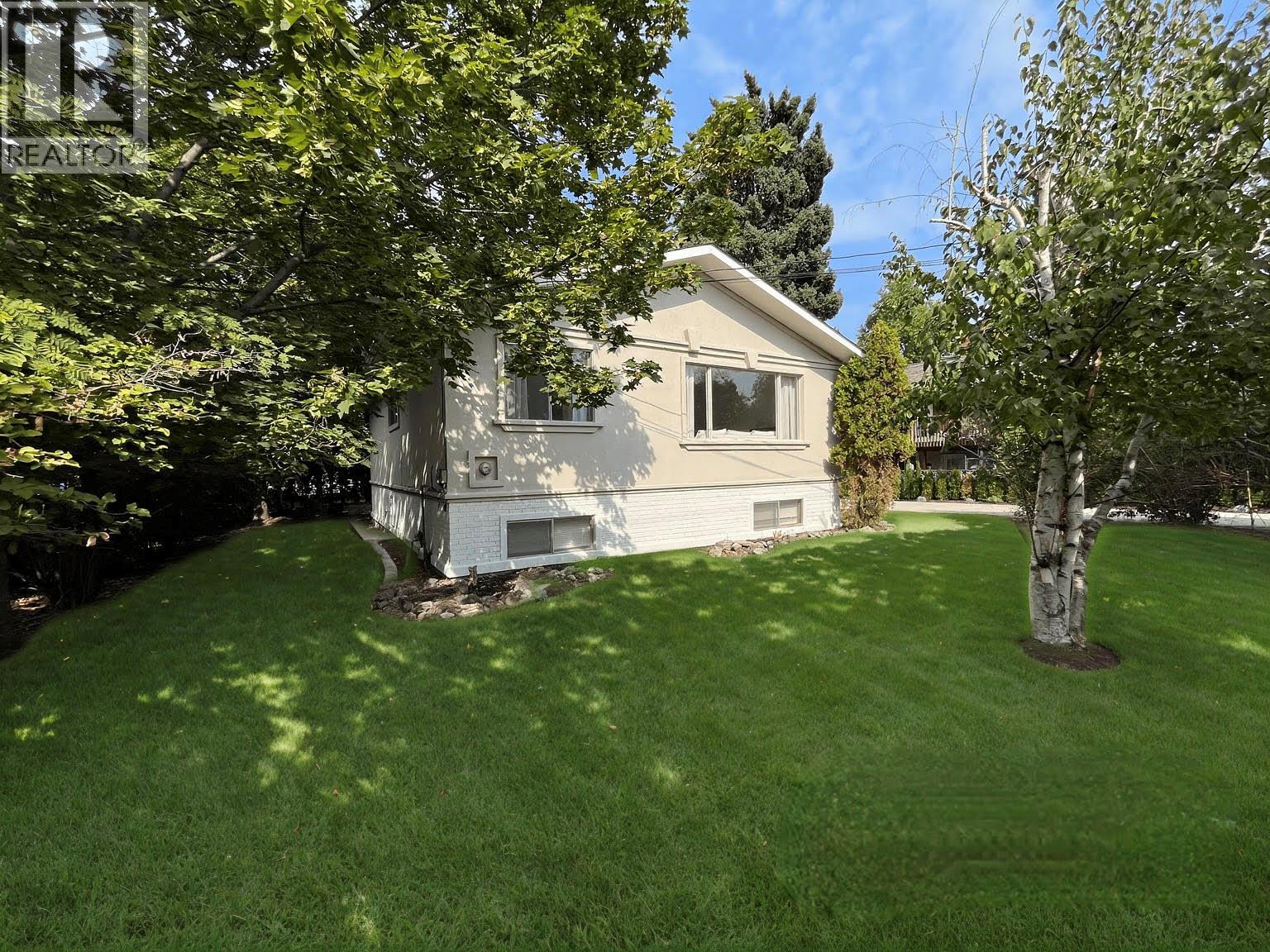460 Eldorado Road, Kelowna, British Columbia  V1W 1G8 - Photo 1 - 10379296
