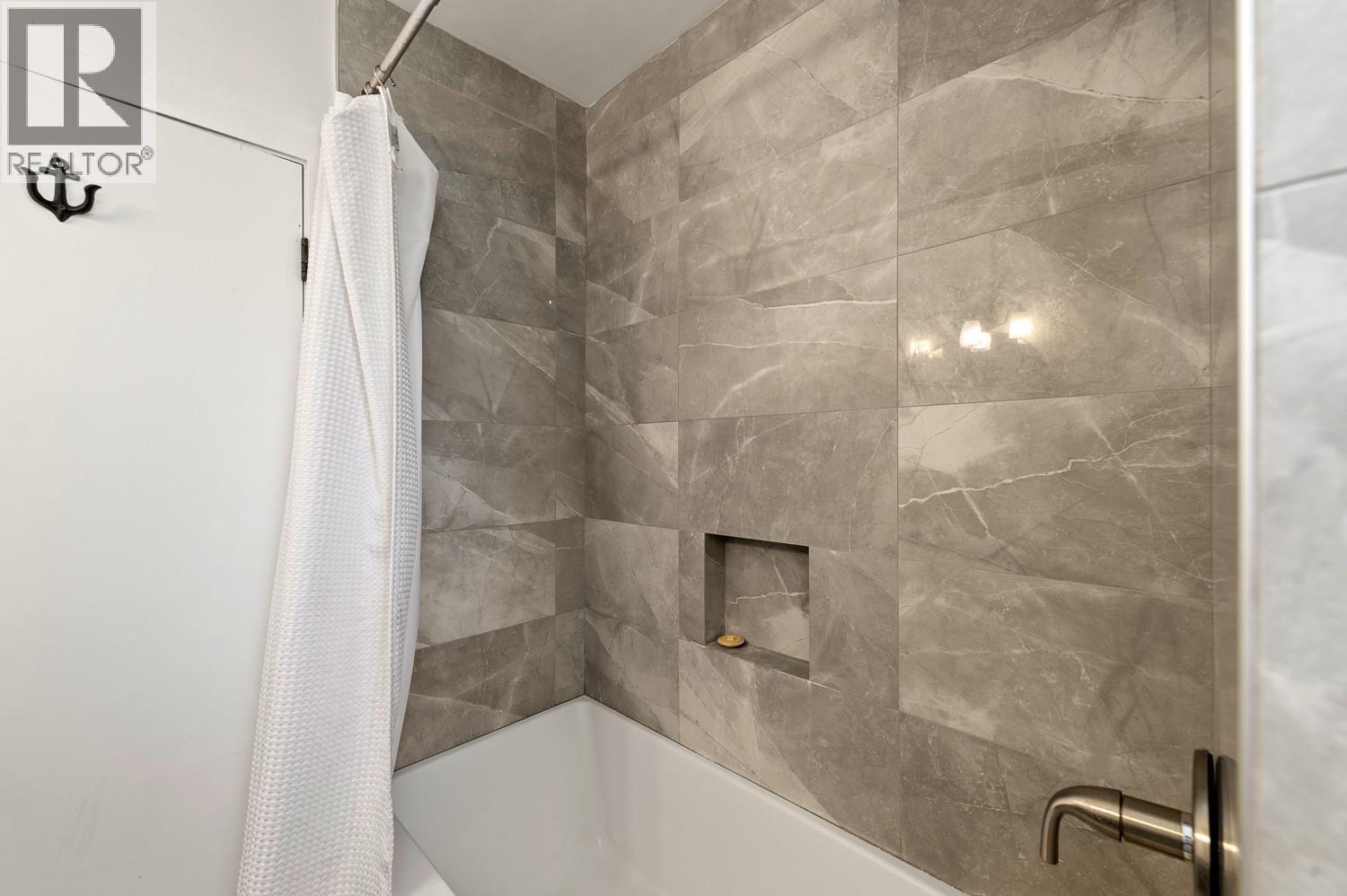 460 Eldorado Road, Kelowna, British Columbia  V1W 1G8 - Photo 22 - 10379296