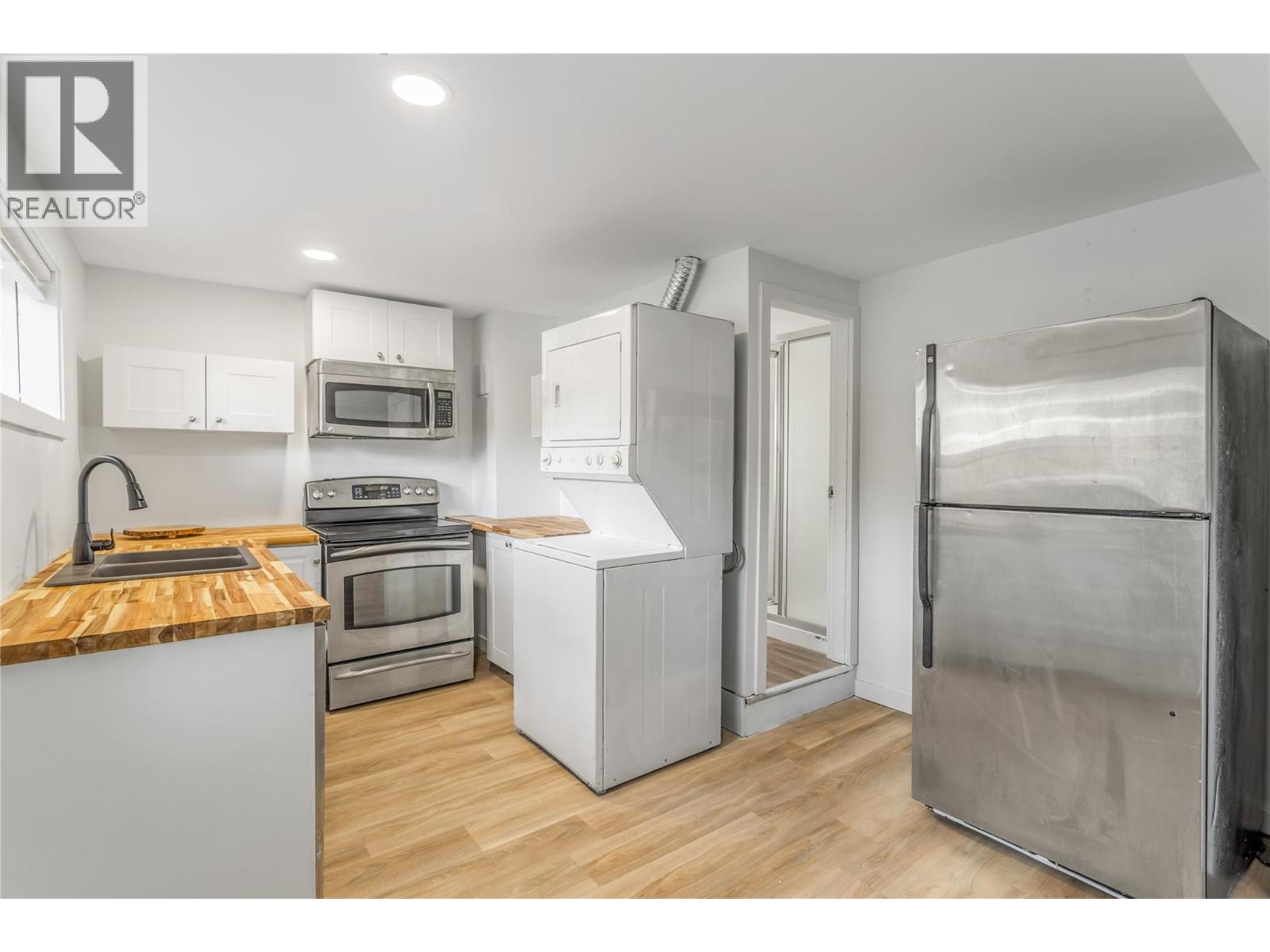 460 Eldorado Road, Kelowna, British Columbia  V1W 1G8 - Photo 28 - 10379296