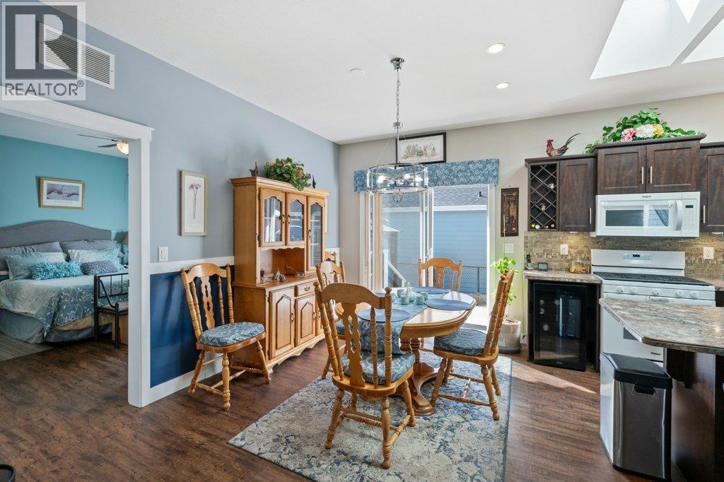 8300 Gallagher Lake Frontage Road Unit# 122, Oliver, British Columbia  V0H 1T2 - Photo 11 - 10378762