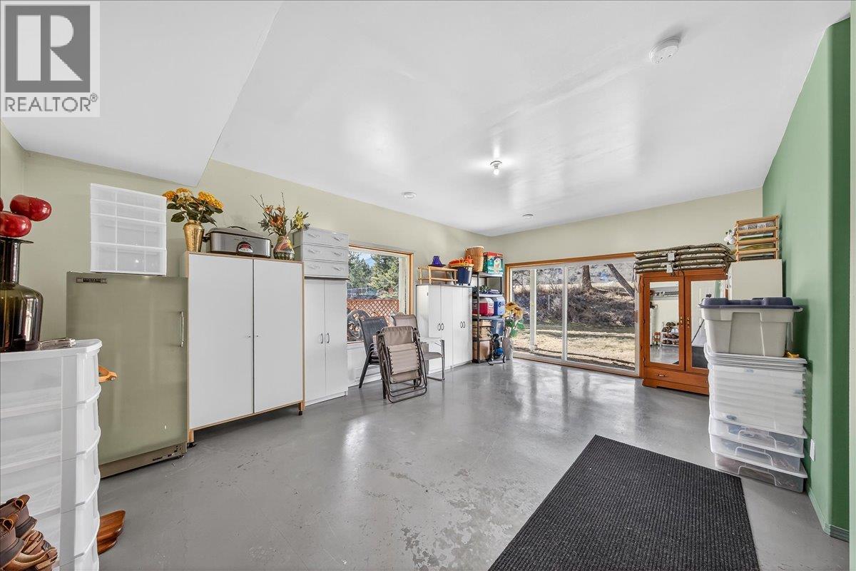 4529 Columbia Place, Fairmont Hot Springs, British Columbia  V0B 1L2 - Photo 27 - 10379249
