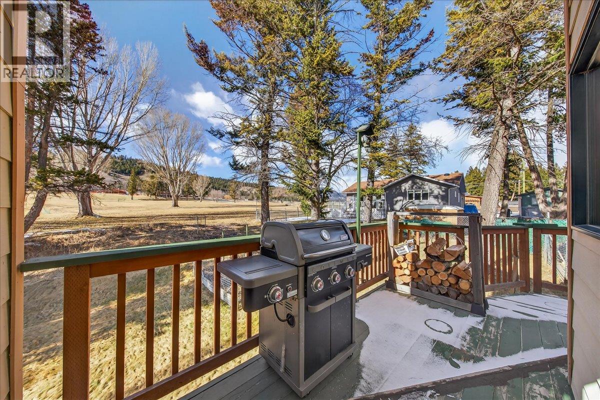 4529 Columbia Place, Fairmont Hot Springs, British Columbia  V0B 1L2 - Photo 34 - 10379249