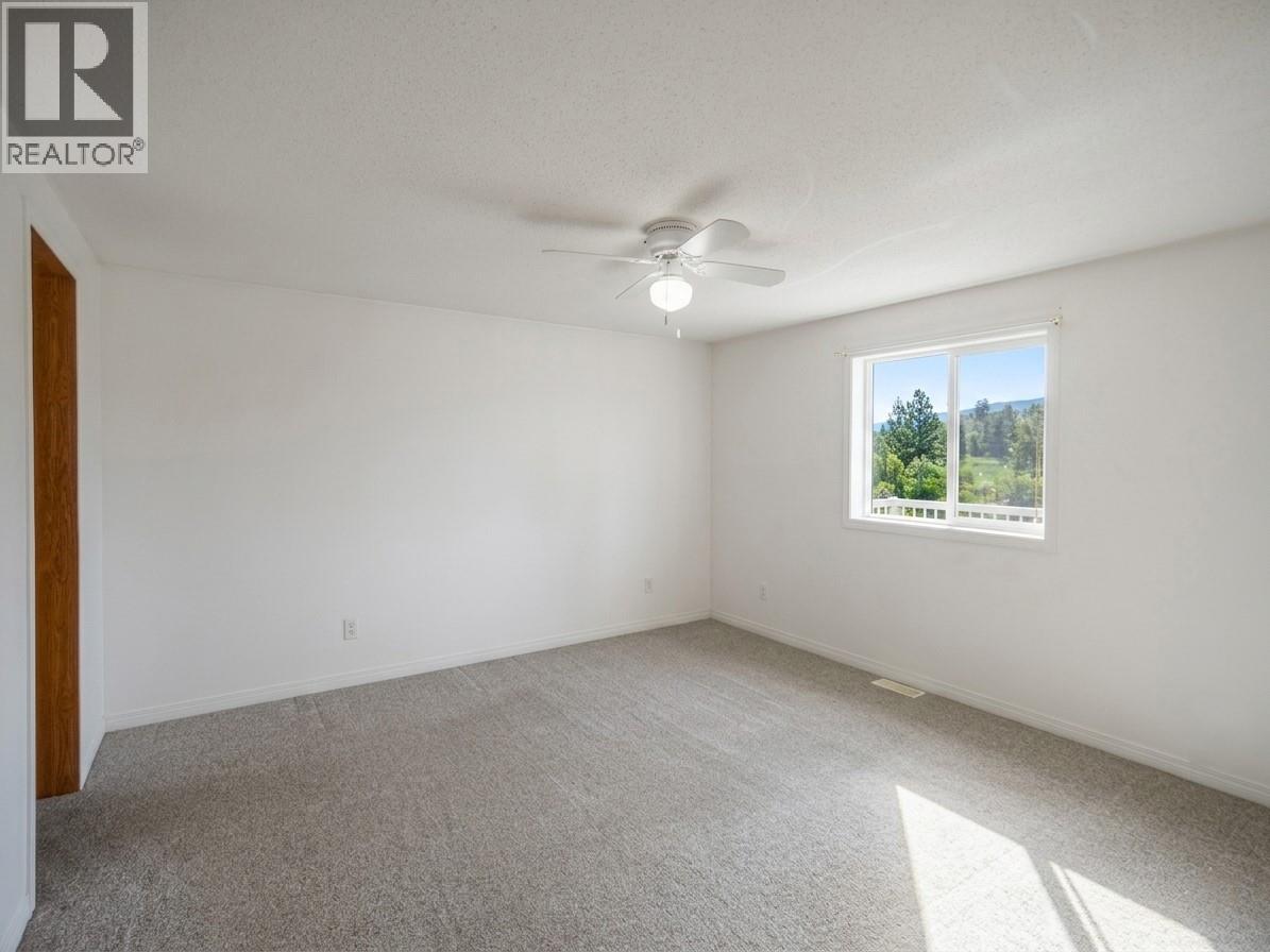 327 97a Highway, Spallumcheen, British Columbia  V0E 1B6 - Photo 14 - 10378647