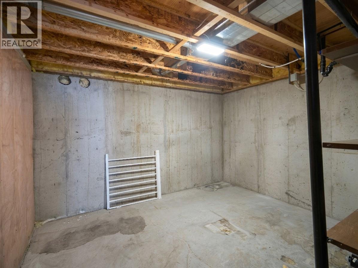 327 97a Highway, Spallumcheen, British Columbia  V0E 1B6 - Photo 26 - 10378647