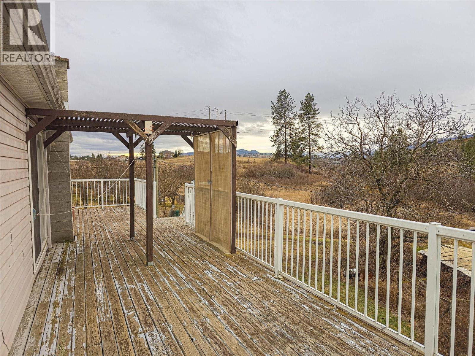 327 97a Highway, Spallumcheen, British Columbia  V0E 1B6 - Photo 29 - 10378647