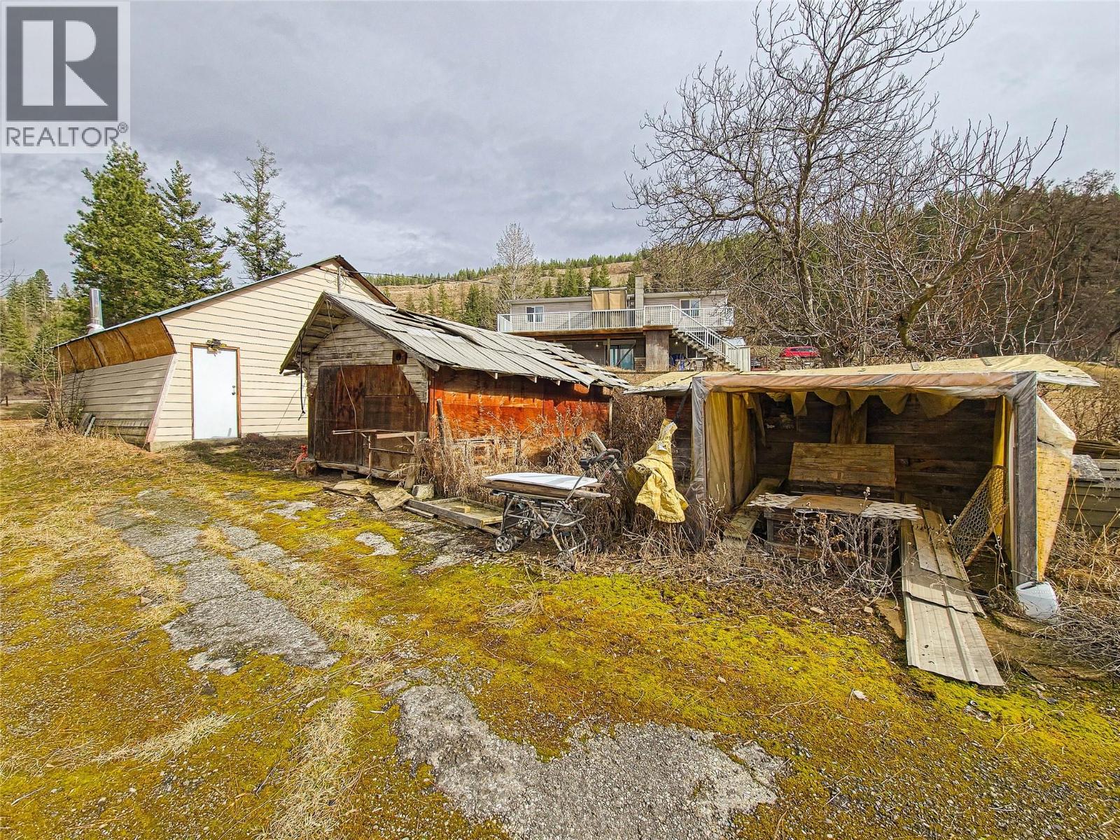 327 97a Highway, Spallumcheen, British Columbia  V0E 1B6 - Photo 38 - 10378647