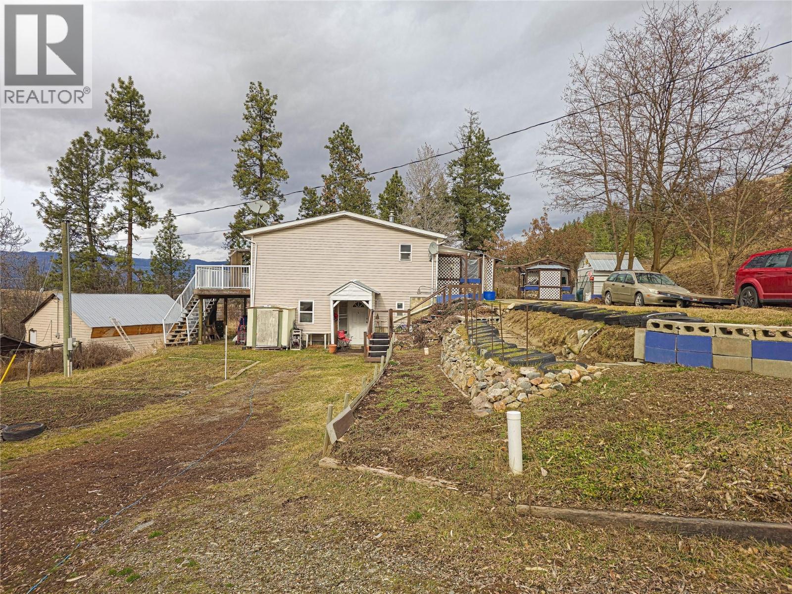327 97a Highway, Spallumcheen, British Columbia  V0E 1B6 - Photo 43 - 10378647