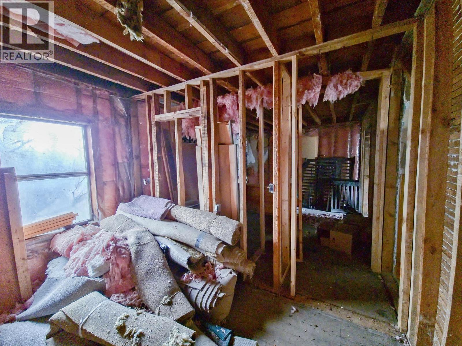 327 97a Highway, Spallumcheen, British Columbia  V0E 1B6 - Photo 59 - 10378647