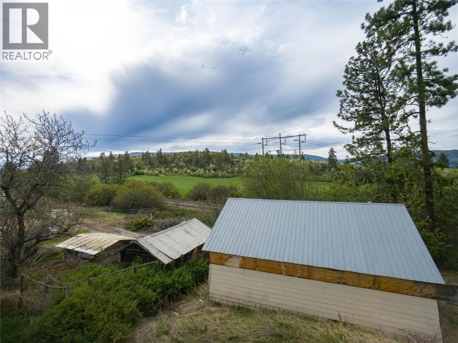 327 97a Highway, Spallumcheen, British Columbia  V0E 1B6 - Photo 74 - 10378647