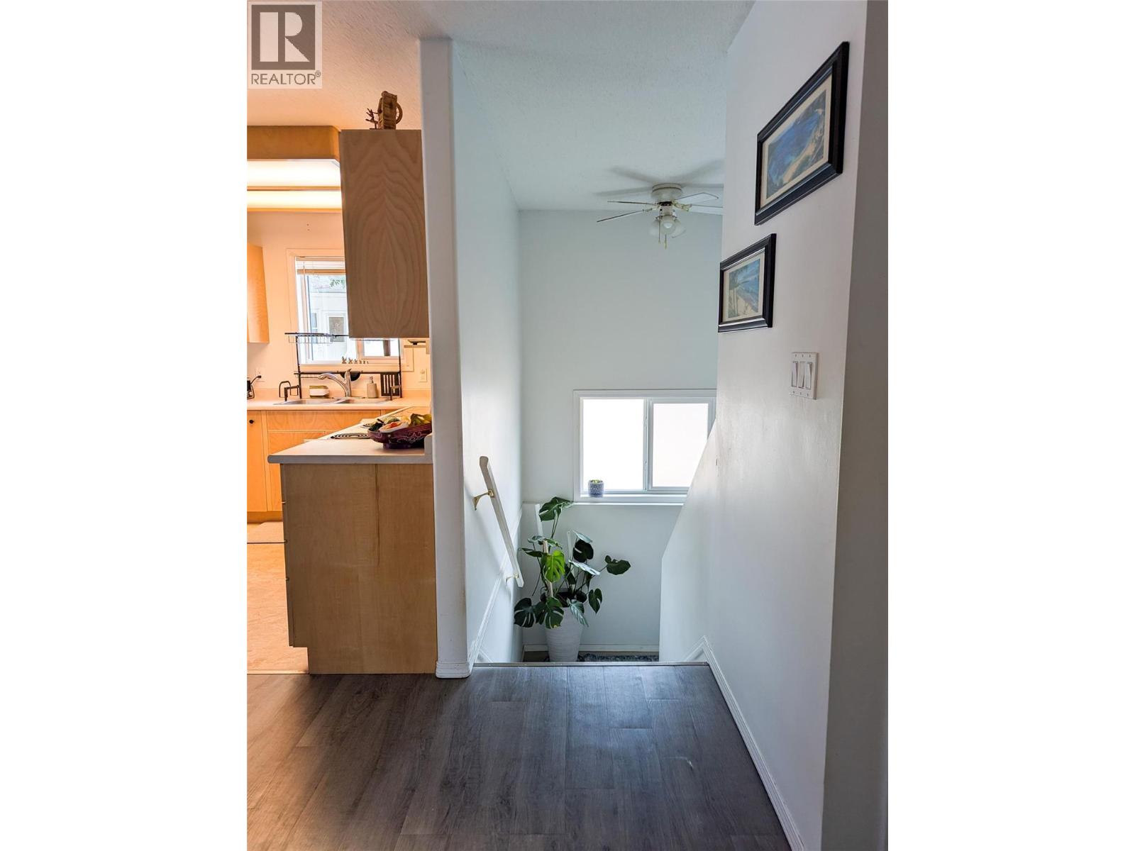 710 Ivy Street, Castlegar, British Columbia  V1N 2G4 - Photo 13 - 10379376