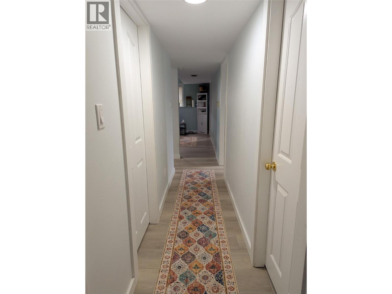 710 Ivy Street, Castlegar, British Columbia  V1N 2G4 - Photo 16 - 10379376