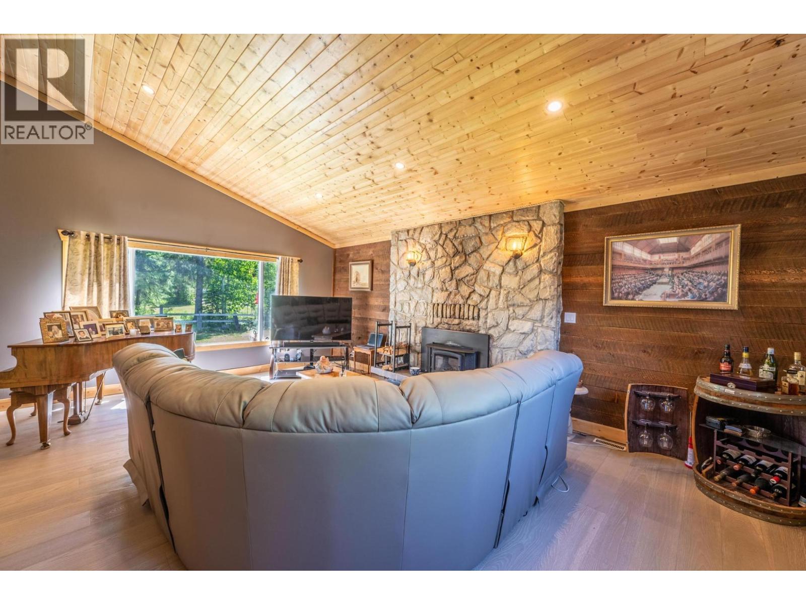 1732 Oberg Johnson Road, Golden, British Columbia  V0A 1H1 - Photo 23 - 10379458
