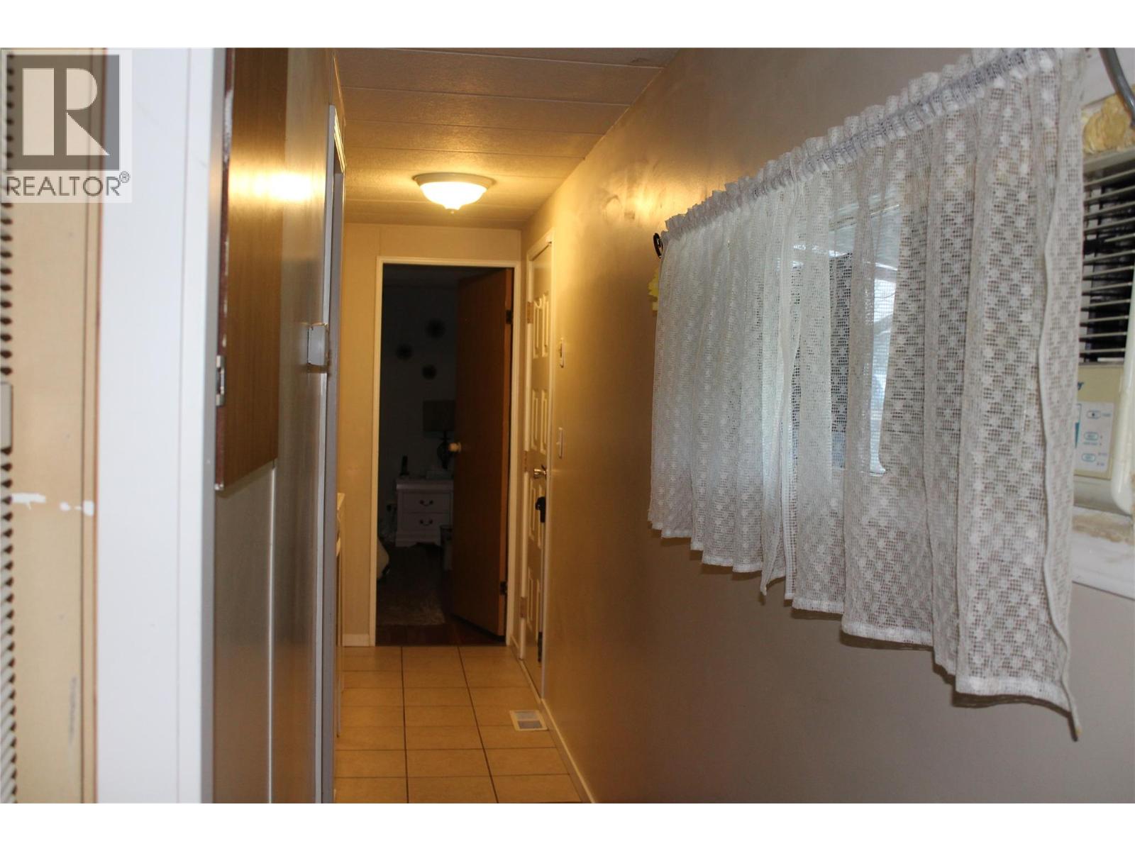 5280 69 Avenue Ne, Salmon Arm, British Columbia  V0E 1K0 - Photo 18 - 10379464