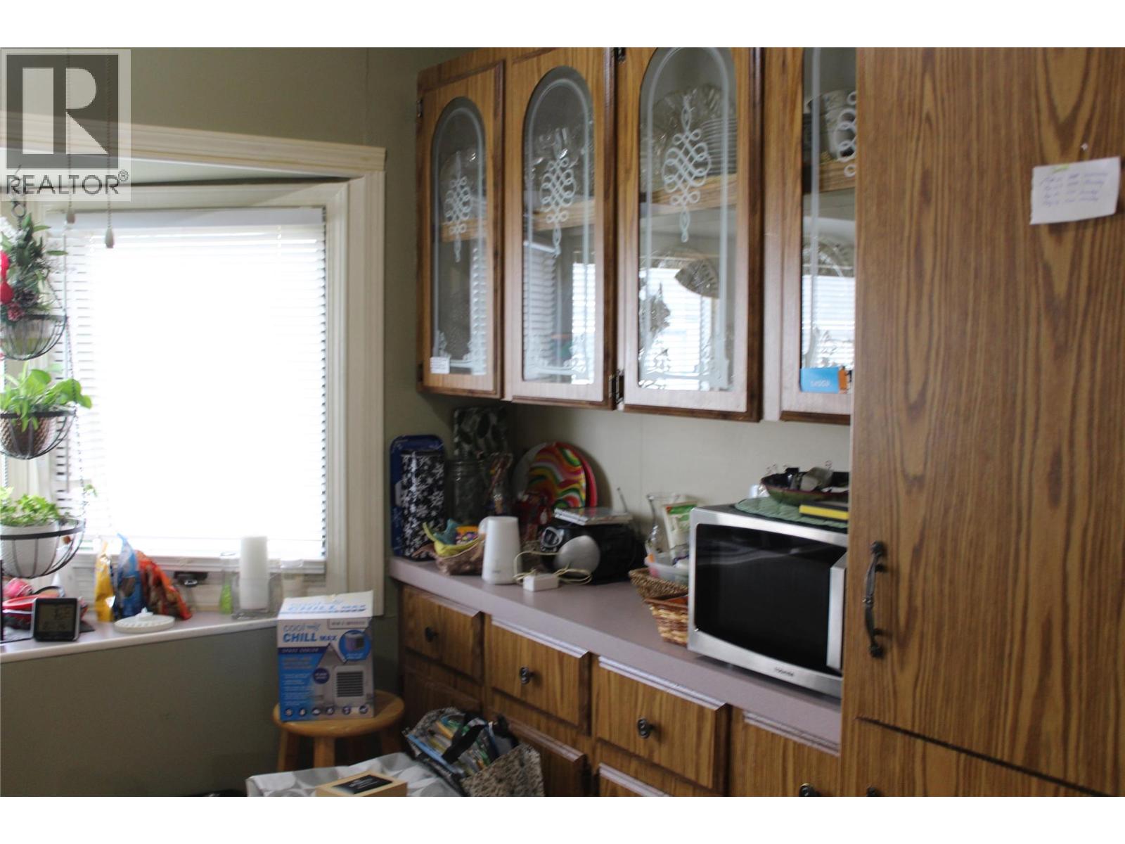 5280 69 Avenue Ne, Salmon Arm, British Columbia  V0E 1K0 - Photo 5 - 10379464