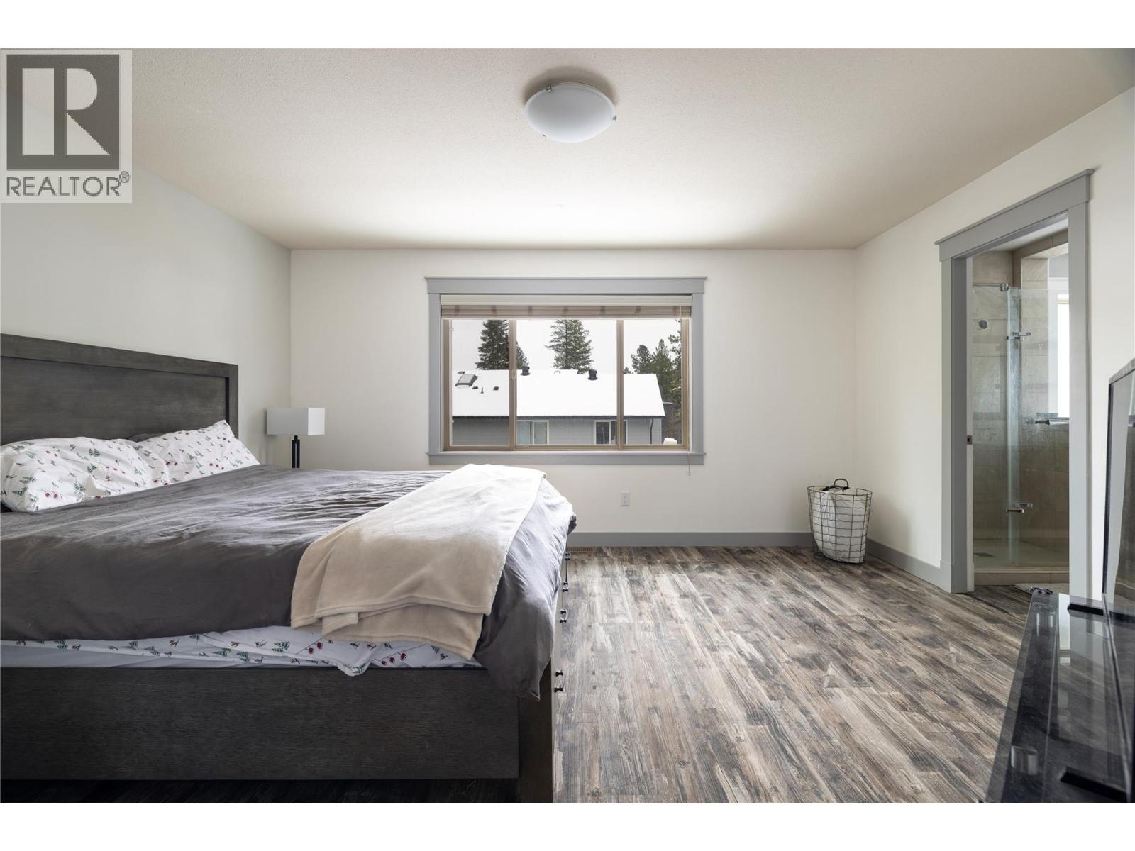 2049 Skyview Crescent, Lumby, British Columbia  V0E 2G0 - Photo 19 - 10379308