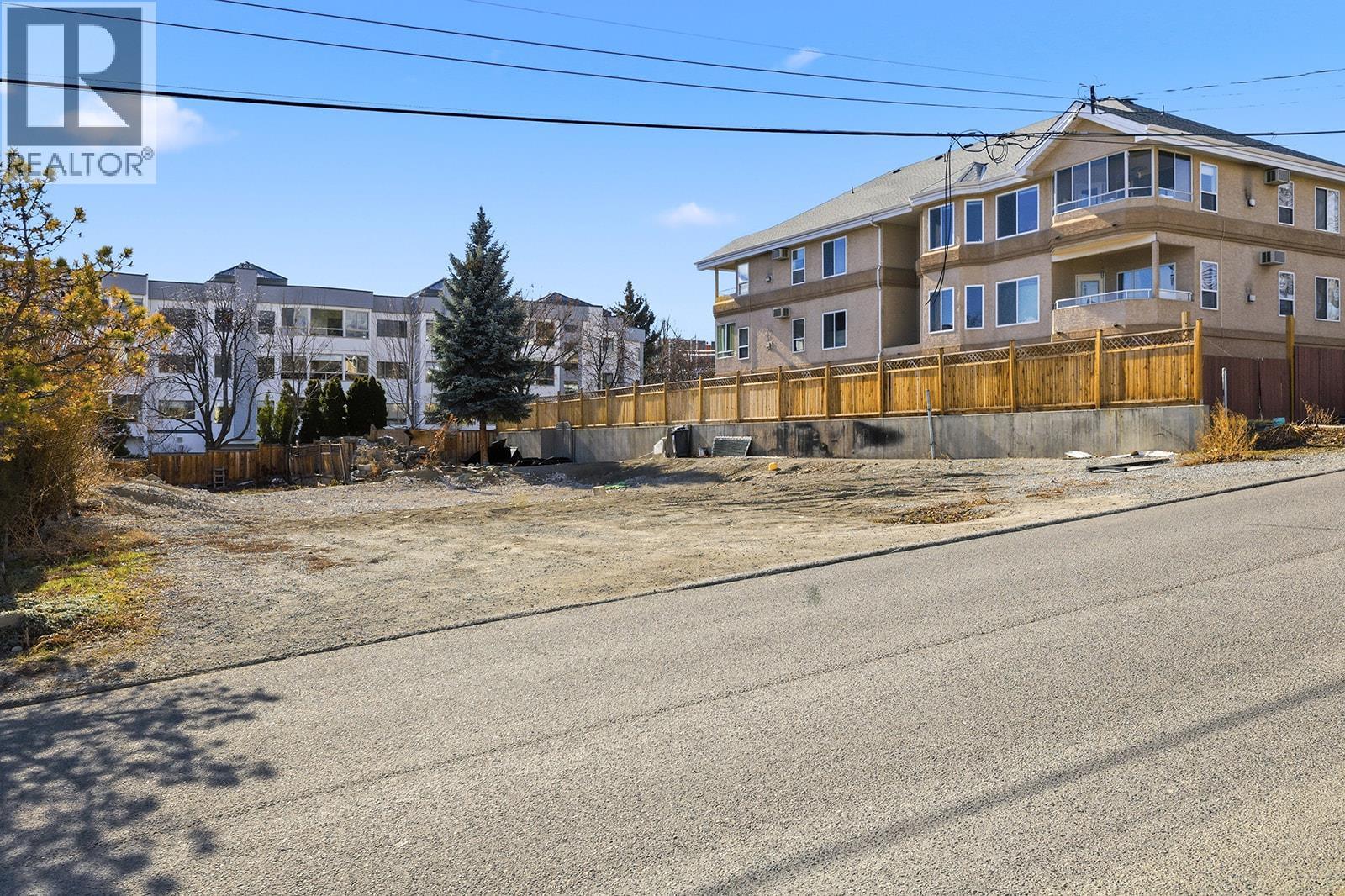 2449 Last Road, west kelowna, British Columbia