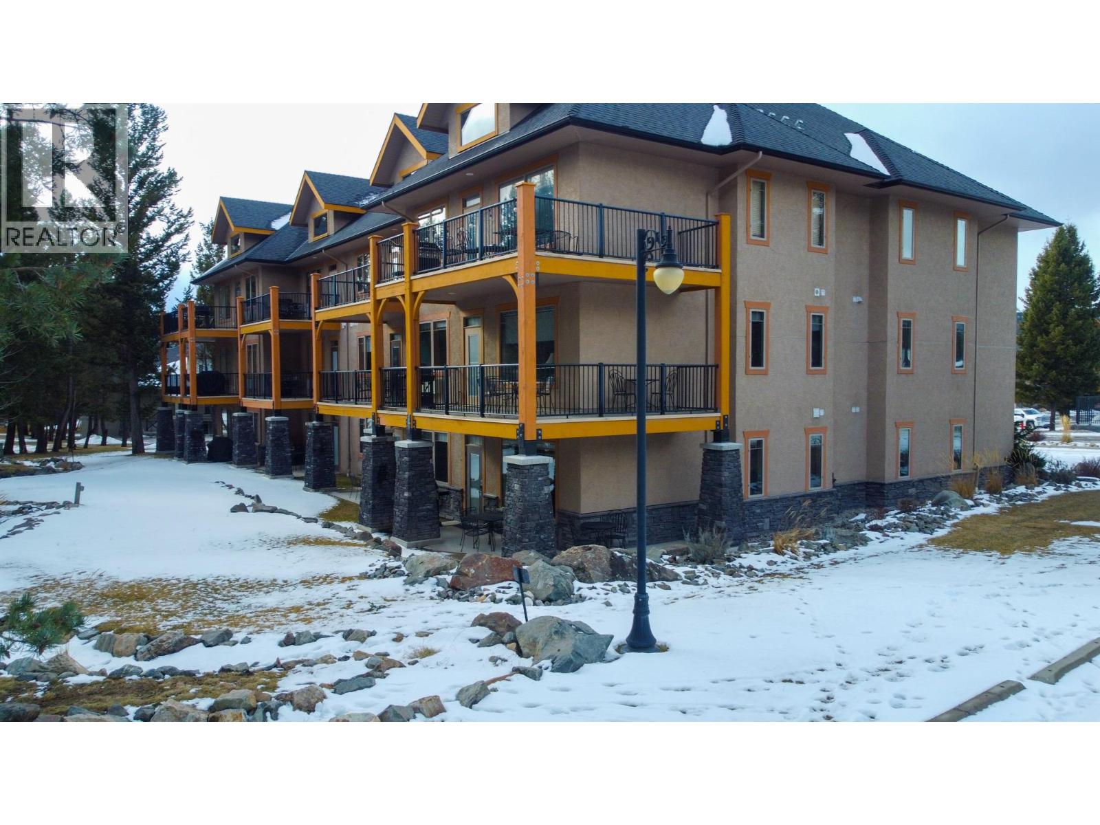 300 Bighorn Boulevard Unit# 311c, Radium Hot Springs, British Columbia  V0A 1M0 - Photo 3 - 10378933