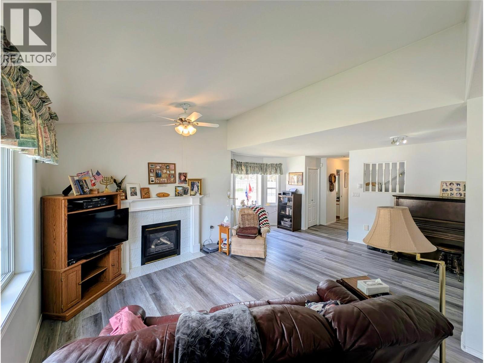 1749 Menzies Street Unit# 10, Merritt, British Columbia  V1K 1A5 - Photo 2 - 10379478