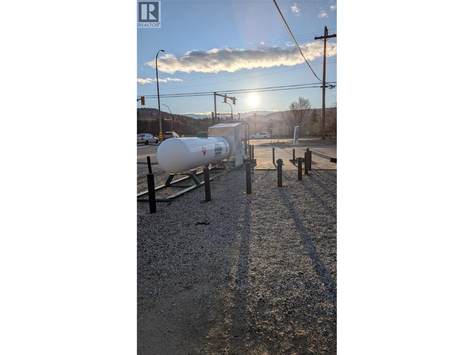 6011 Hwy 97 Highway, Summerland, British Columbia  V0H 1Z9 - Photo 10 - 10378888