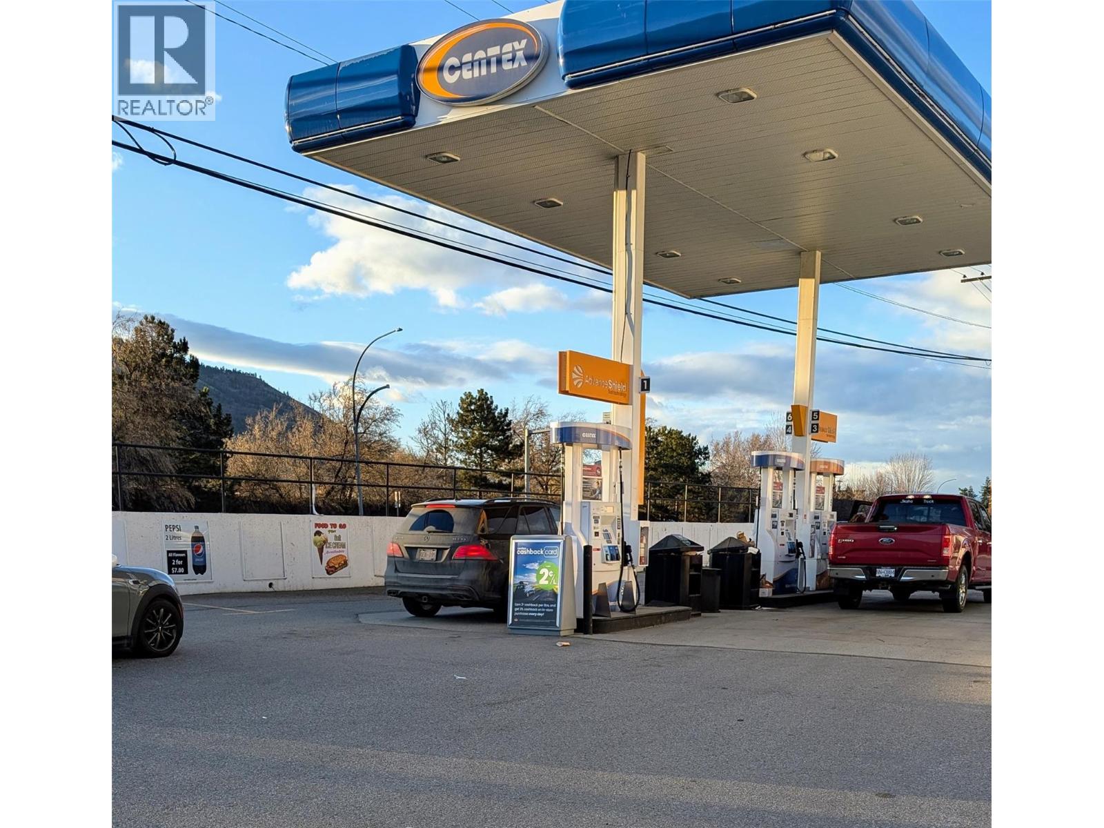 6011 Hwy 97 Highway, Summerland, British Columbia  V0H 1Z9 - Photo 5 - 10378888