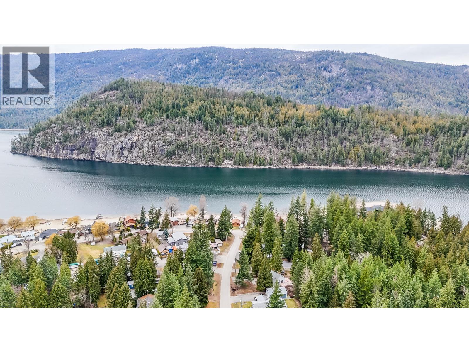 656 Swansea Point Road, swansea point, British Columbia