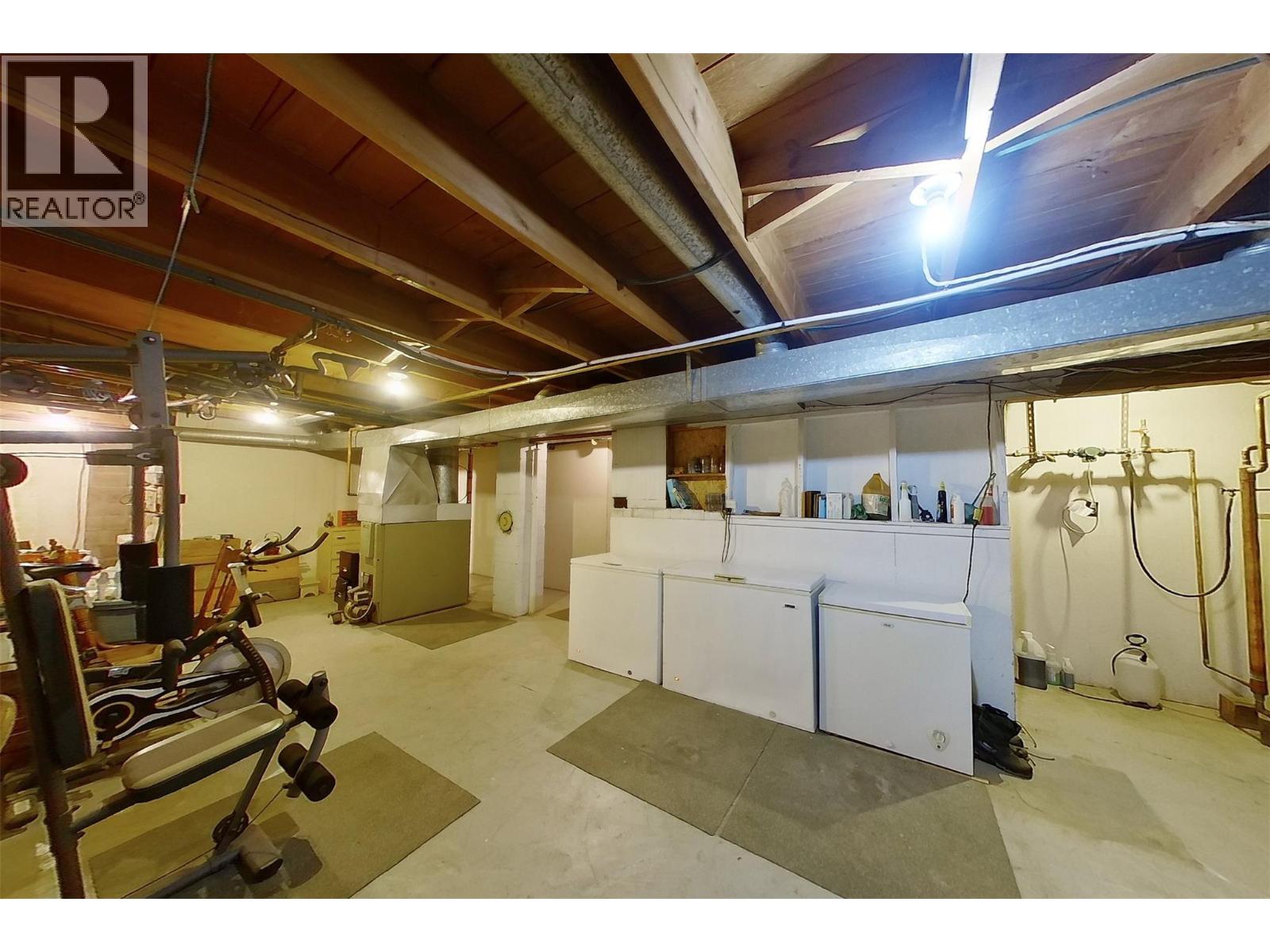 2720 Salmon River Road, Salmon Arm, British Columbia  V1E 3H8 - Photo 51 - 10379517