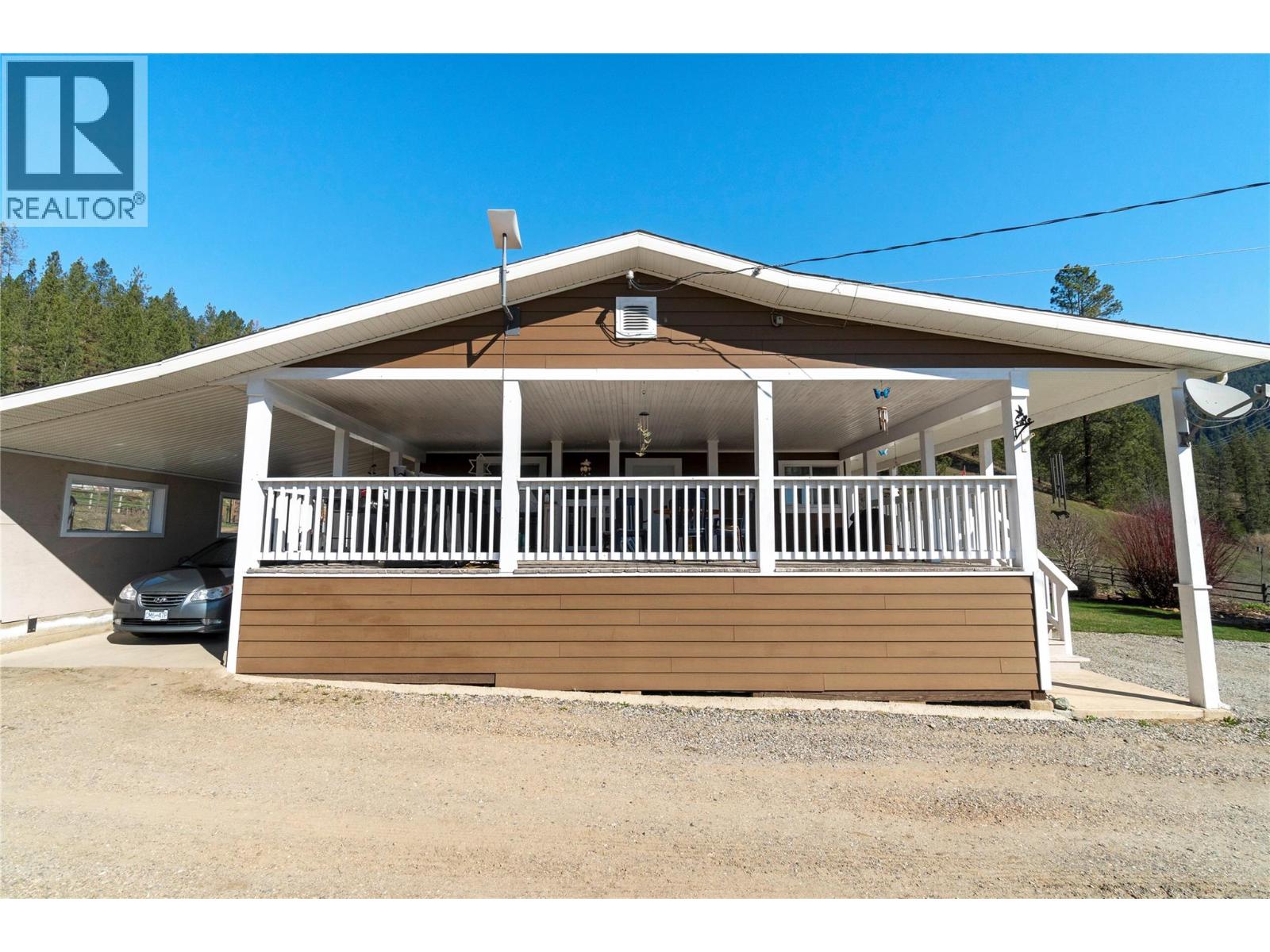 2720 Salmon River Road, Salmon Arm, British Columbia  V1E 3H8 - Photo 65 - 10379517