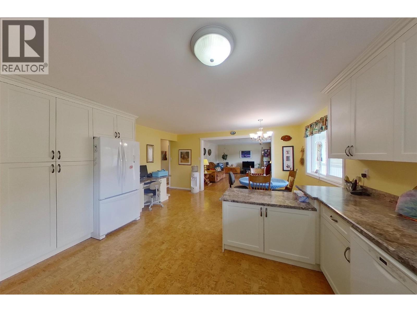 2720 Salmon River Road, Salmon Arm, British Columbia  V1E 3H8 - Photo 37 - 10379516
