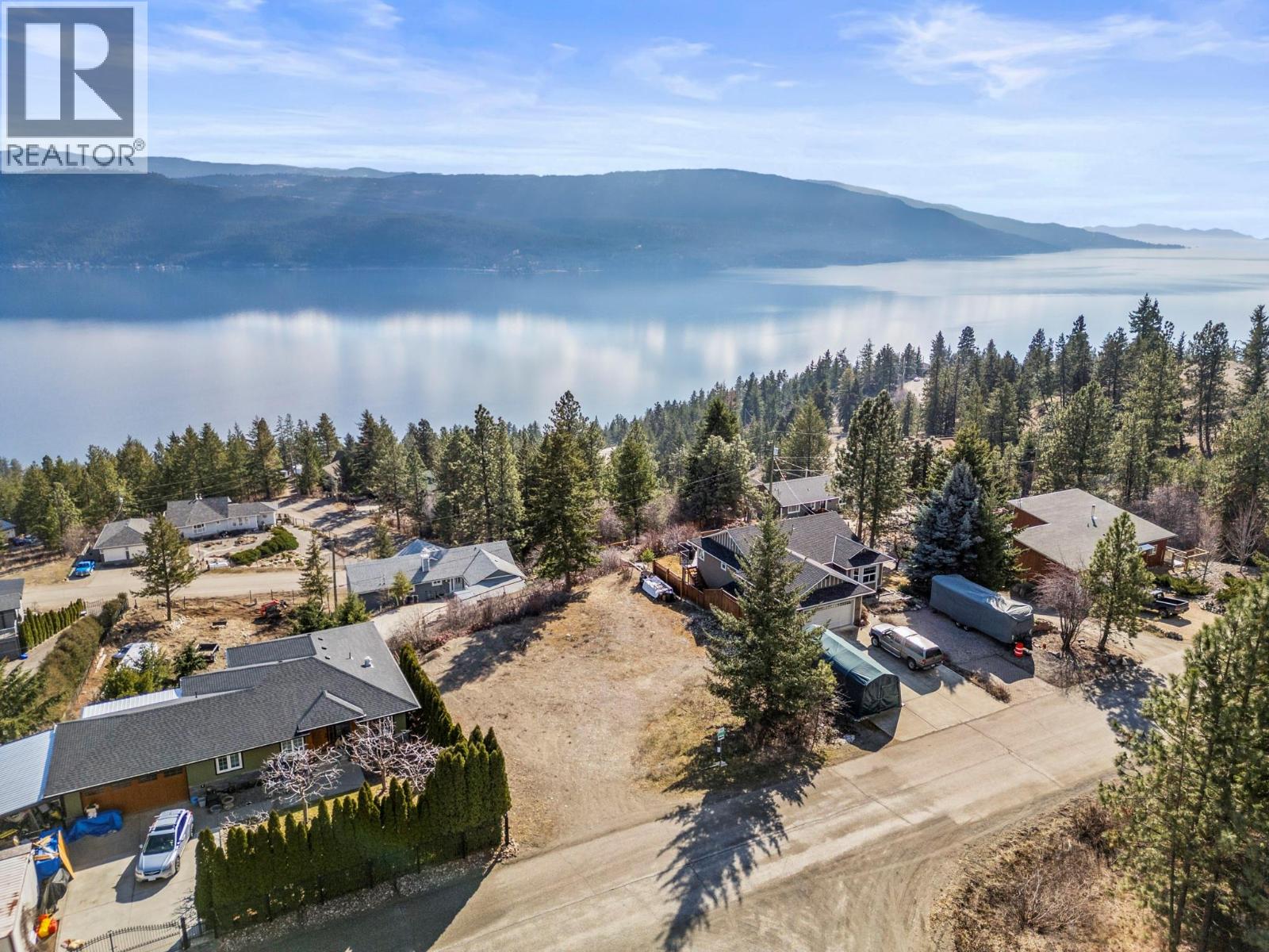 441 Mountain Drive, Vernon, British Columbia  V1H 2B9 - Photo 2 - 10379485