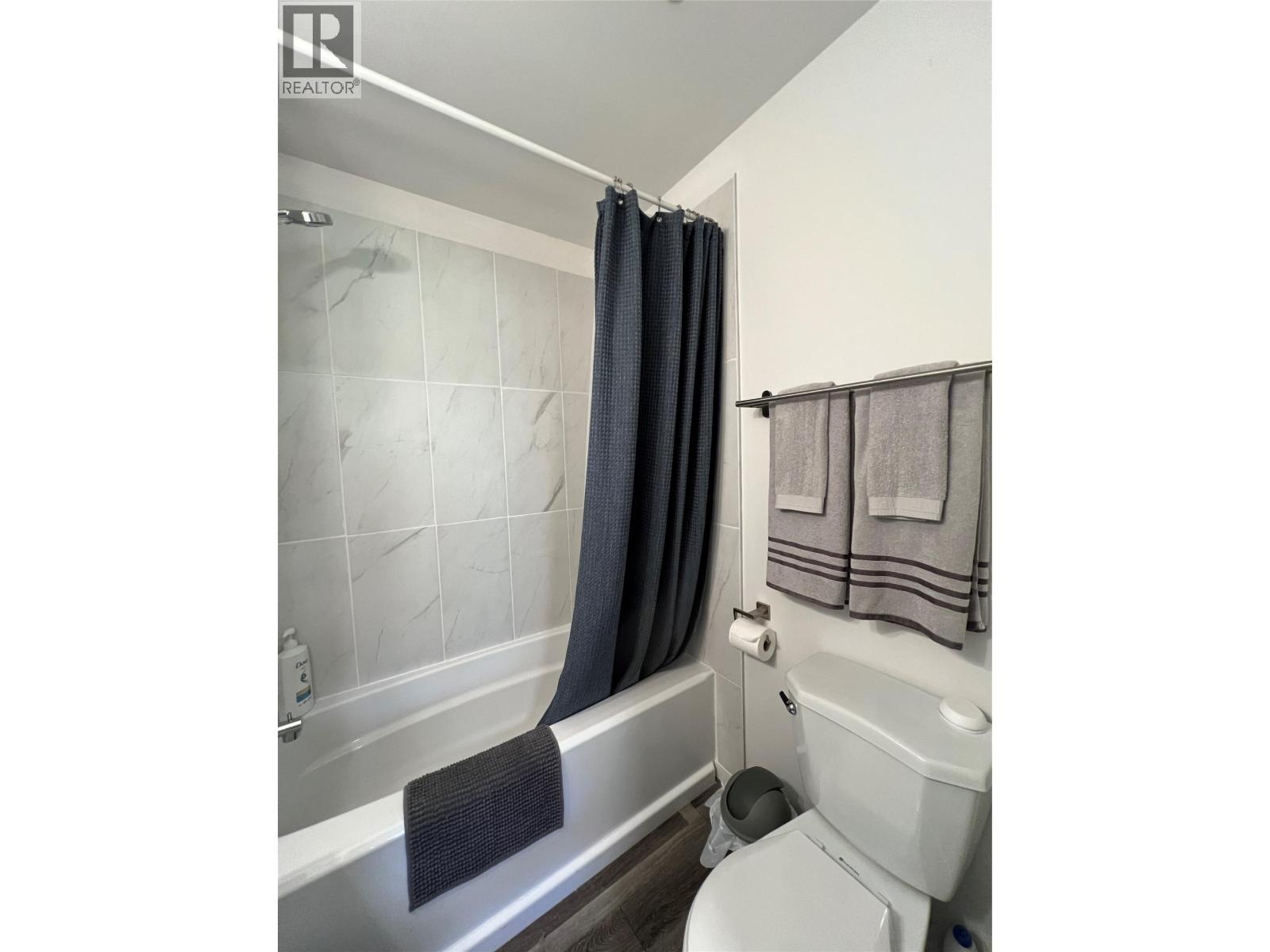 5090 50a Street Ne, Salmon Arm, British Columbia  V1E 1Y6 - Photo 29 - 10379446