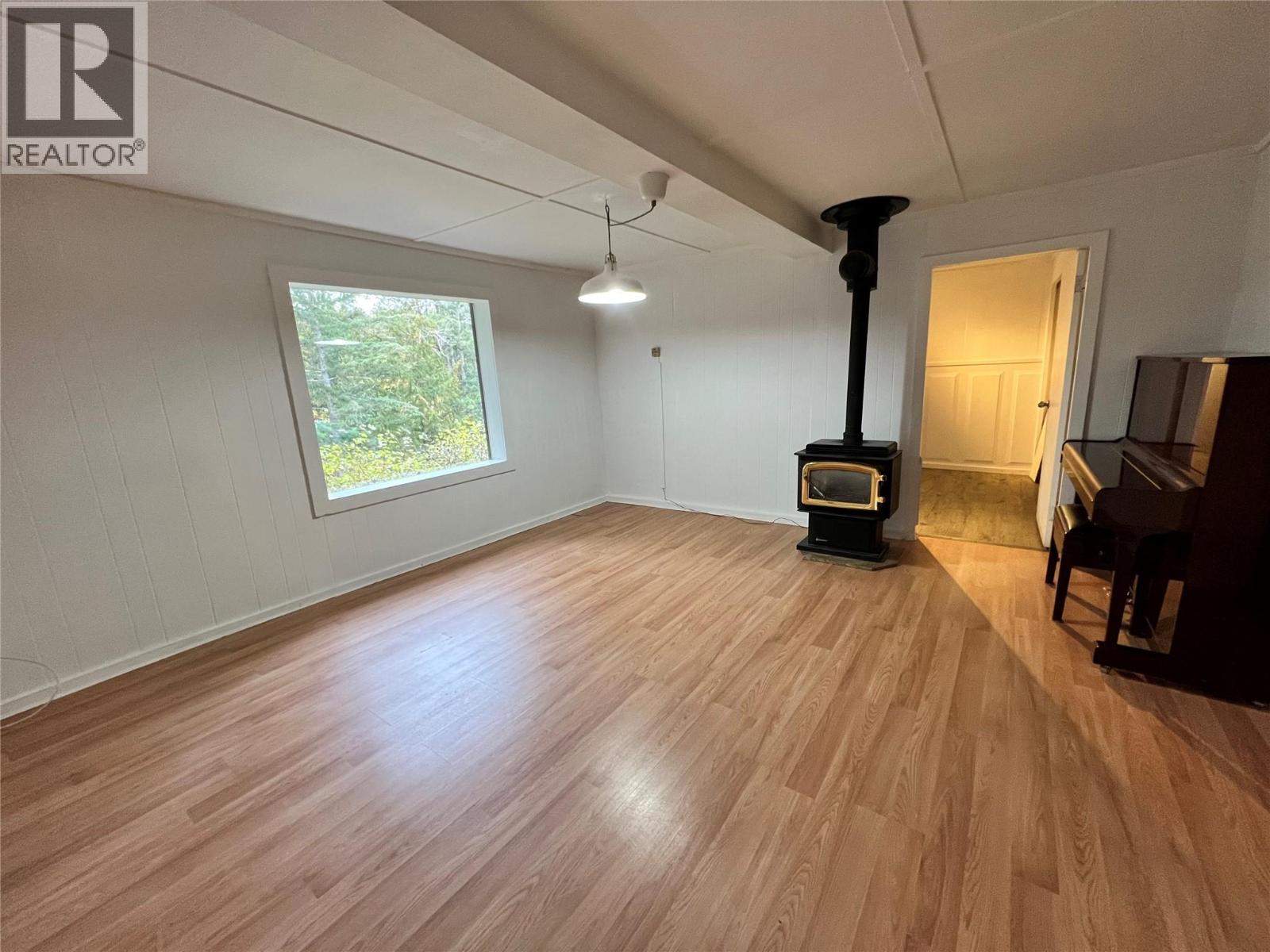 5090 50a Street Ne, Salmon Arm, British Columbia  V1E 1Y6 - Photo 61 - 10379446