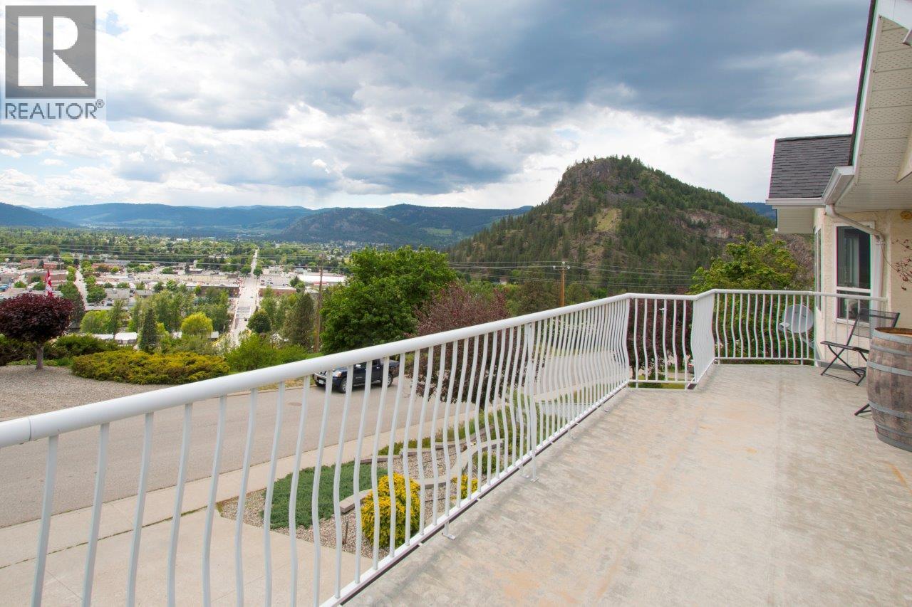7415 Valley Heights Drive, Grand Forks, British Columbia  V0H 1H0 - Photo 3 - 10378809