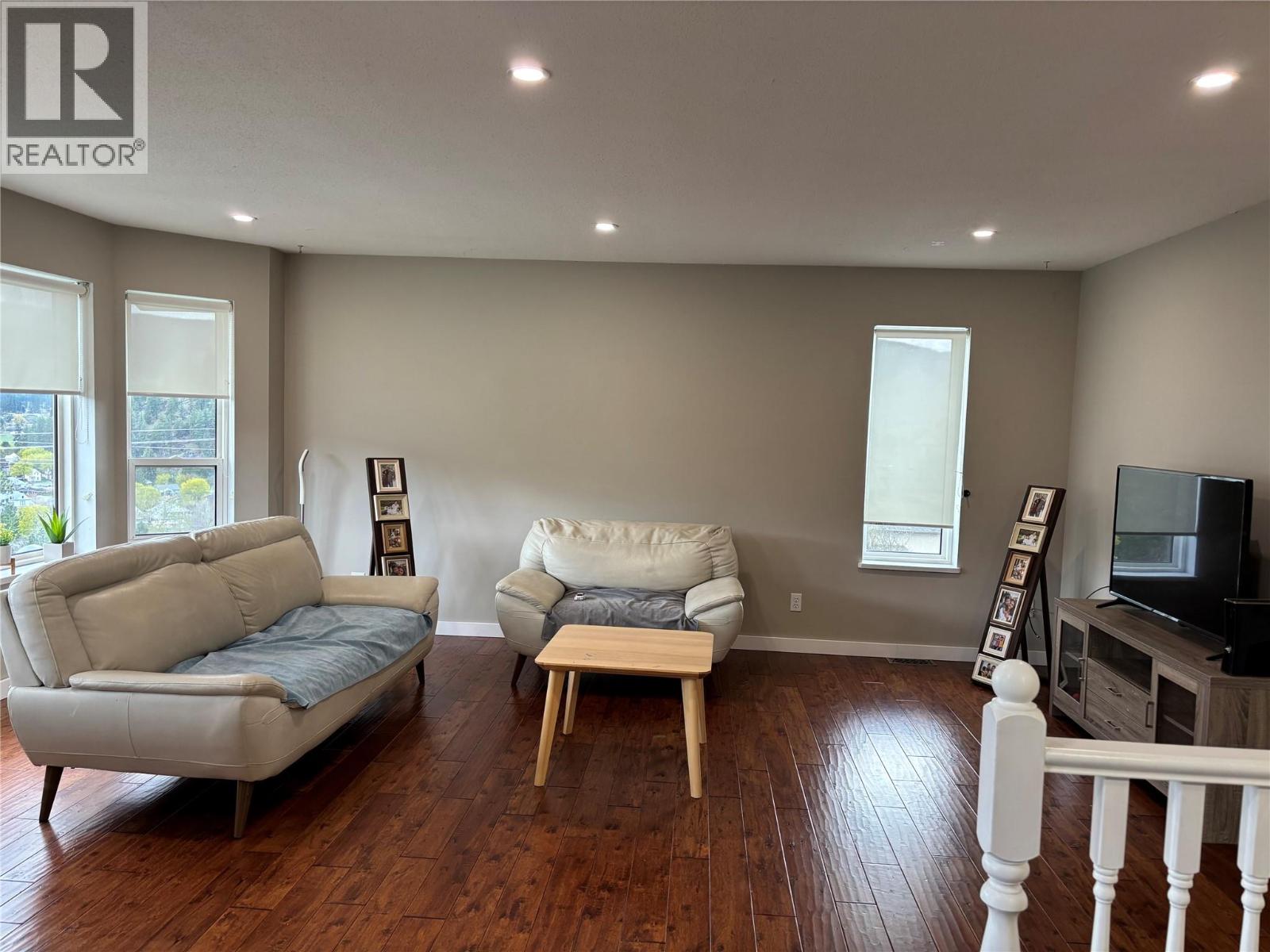 7415 Valley Heights Drive, Grand Forks, British Columbia  V0H 1H0 - Photo 8 - 10378809