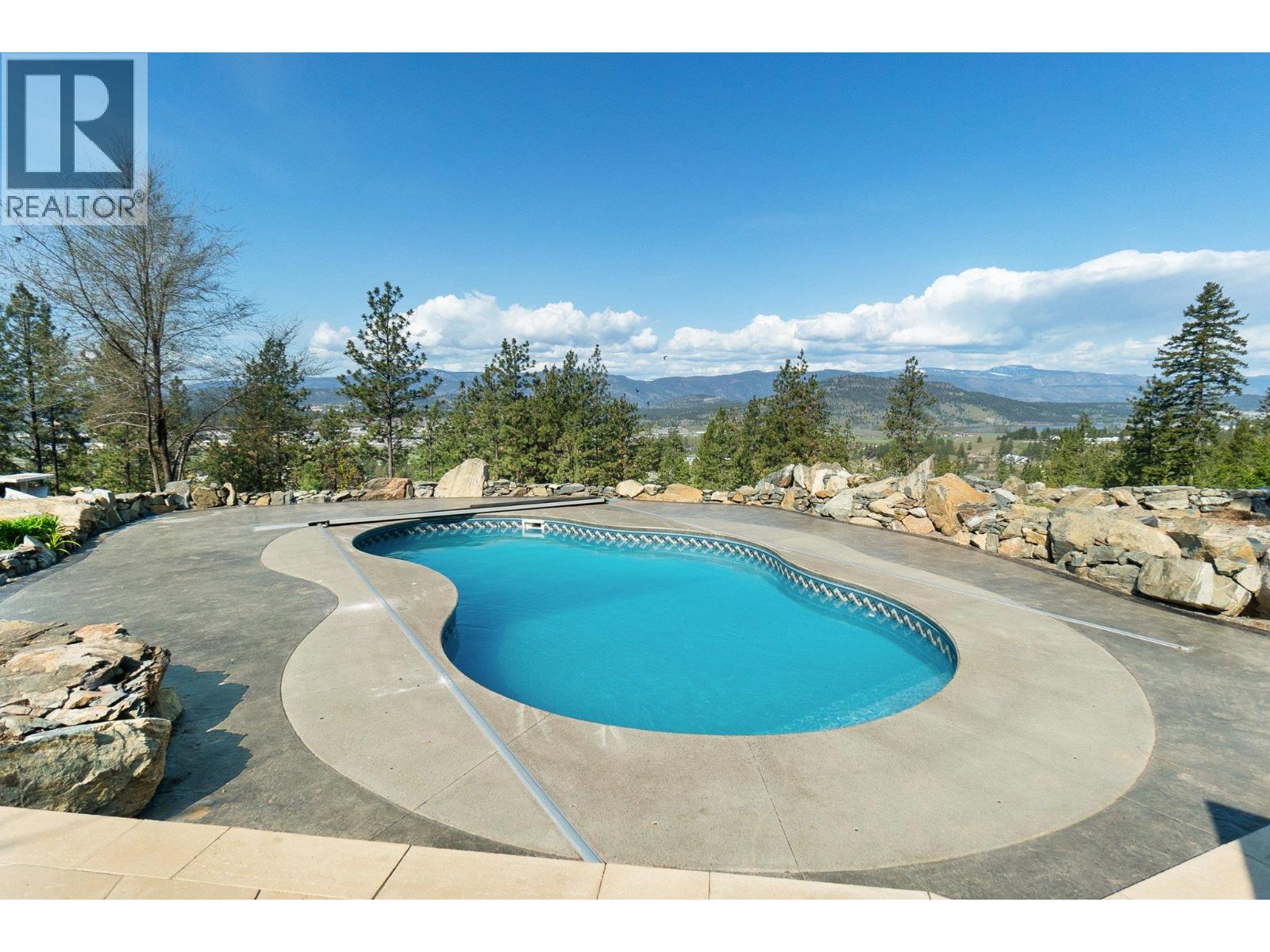 5500 Rockface Road, Kelowna, British Columbia  V1X 7V7 - Photo 2 - 10379398