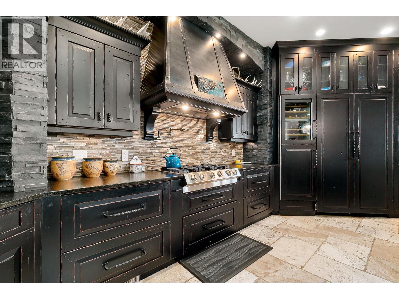 5500 Rockface Road, Kelowna, British Columbia  V1X 7V7 - Photo 30 - 10379398